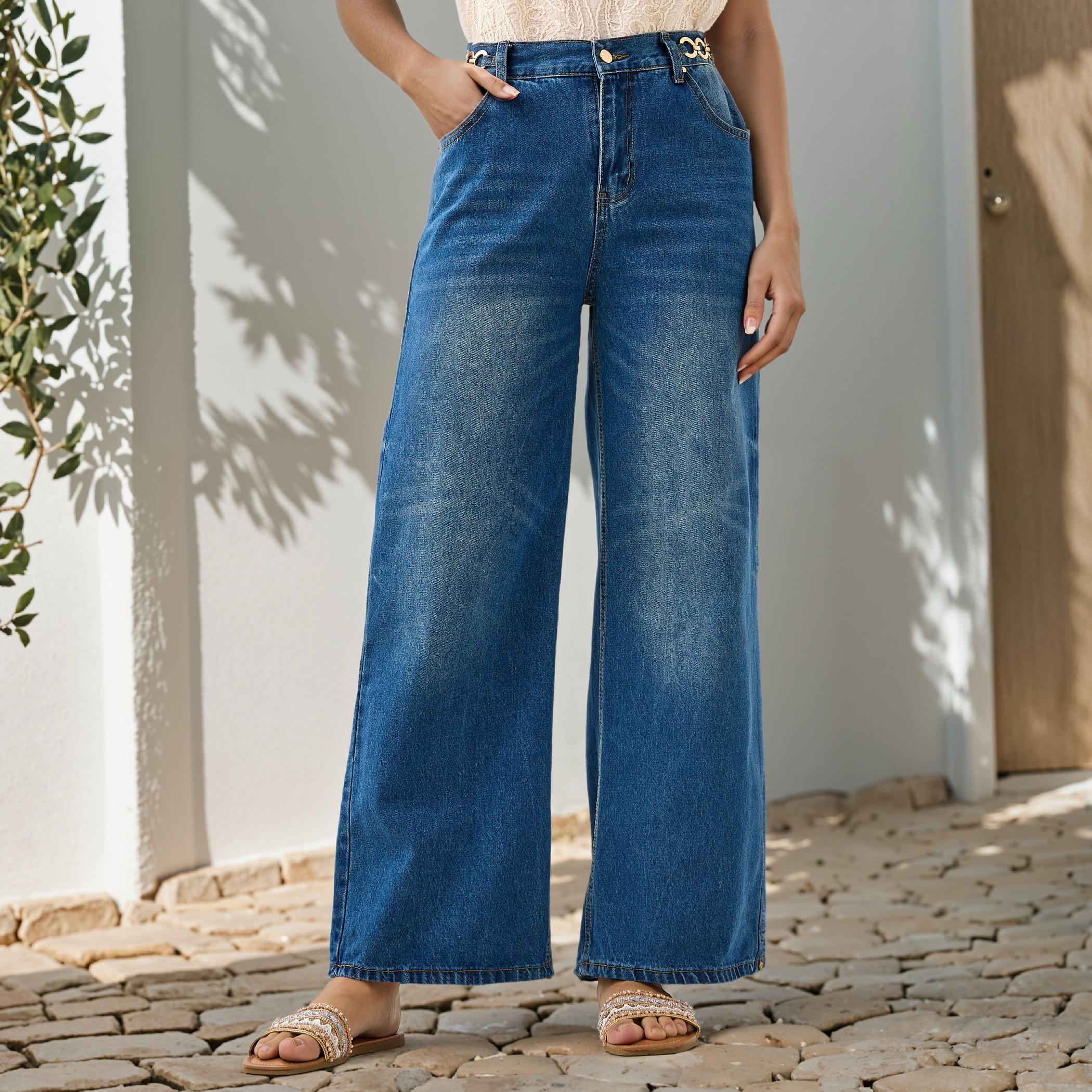 بنطلون جينز بقصة مستقيمة وجيوب وتفاصيل سلسلة من تو إكستريمز-women-clothing-bottoms-jeans-image-1