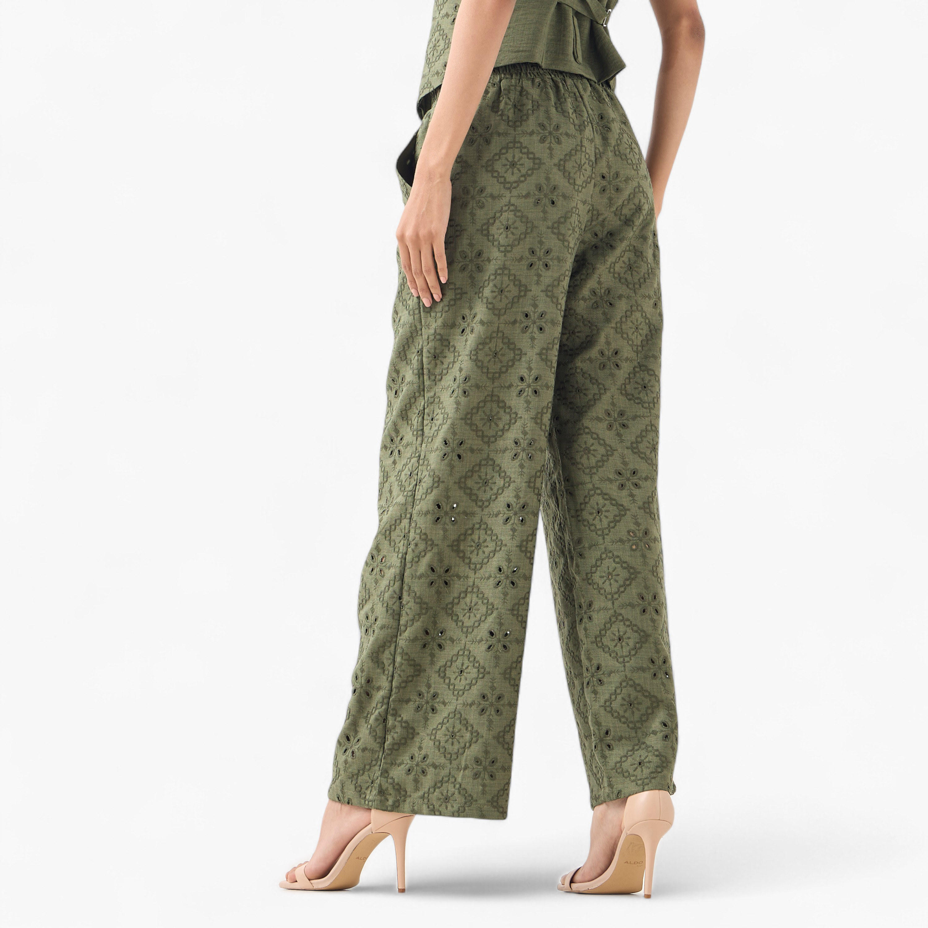 بنطلون شيفلي بخصر مطاطي من تو إكستريمز-women-clothing-bottoms-trousers-image-3