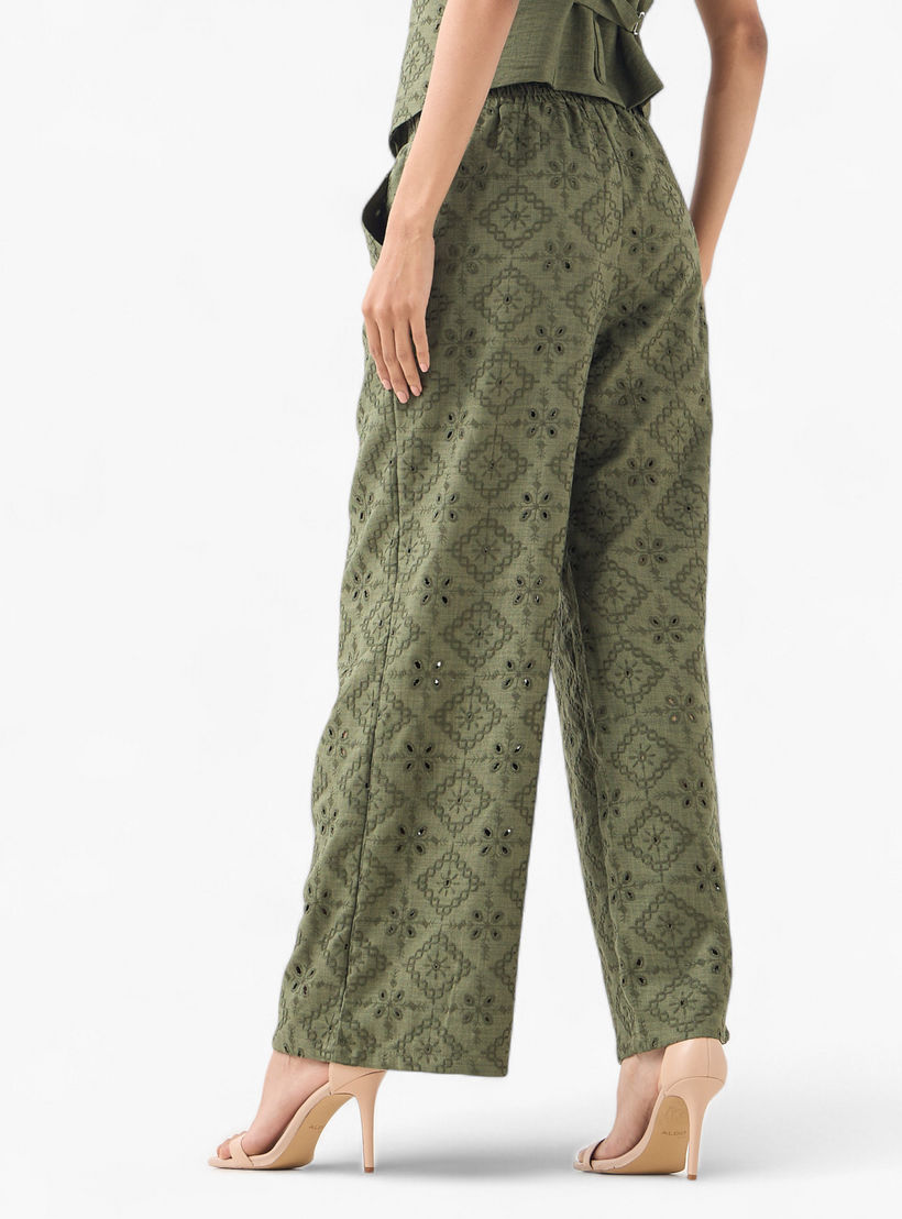 بنطلون شيفلي بخصر مطاطي من تو إكستريمز-women-clothing-bottoms-trousers-image-3