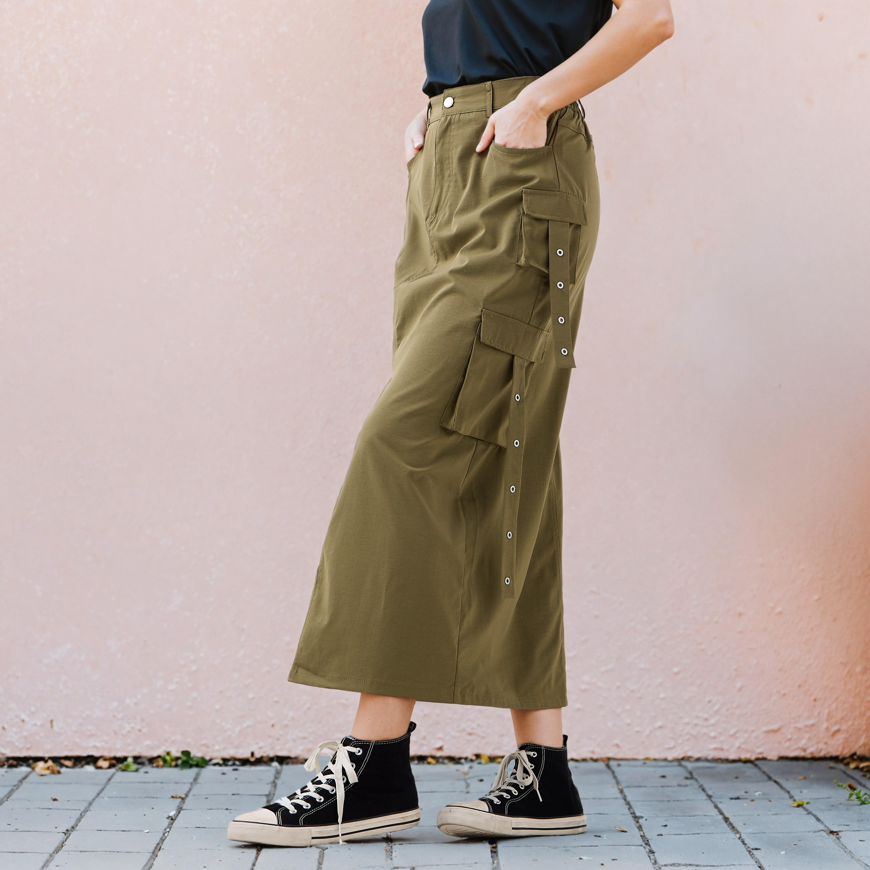 تنورة ماكسي كارجو بفتحة وجيوب من تو إكستريمز-women-clothing-bottoms-skirts-image-5