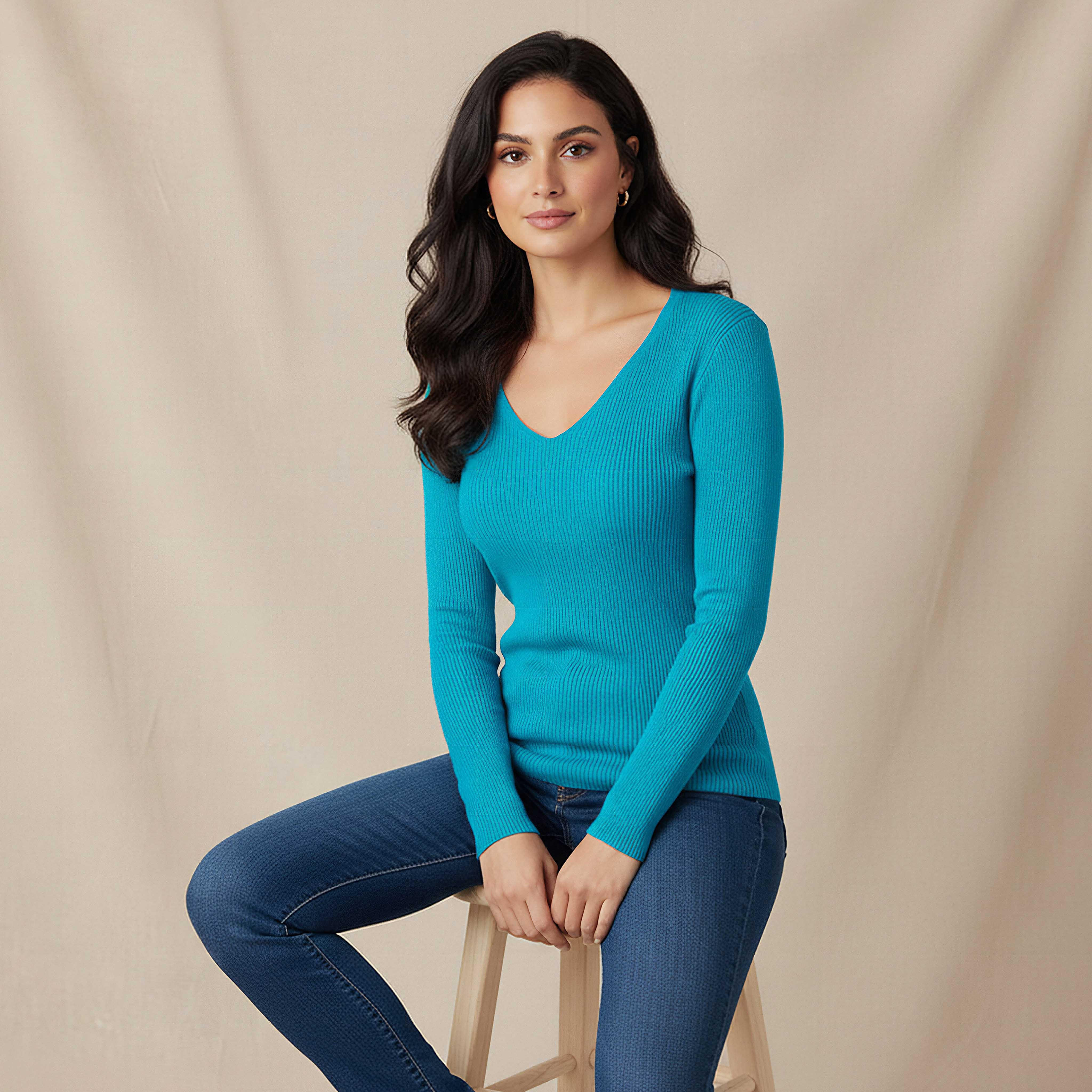 كنزة تريكو مضلعة بقصة عادية وياقة V من تو إكستريمز-women-clothing-cardigansandjumpers-jumpers-image-1