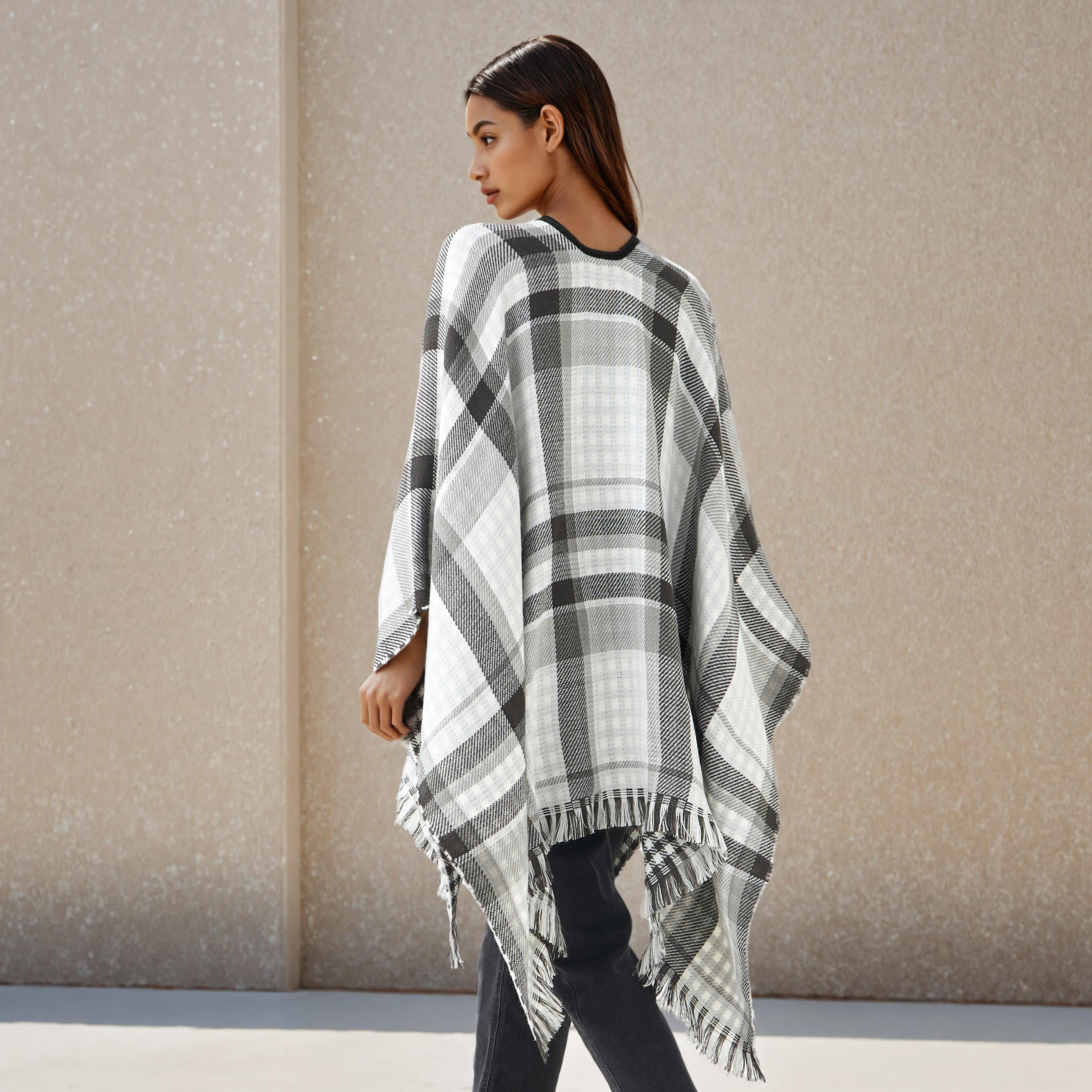 بونشو أكريليك طويل غير متماثل قابل للارتداء على الوجهين من تو إكستريمز-women-winterwear-coatsandjackets-jackets-image-3