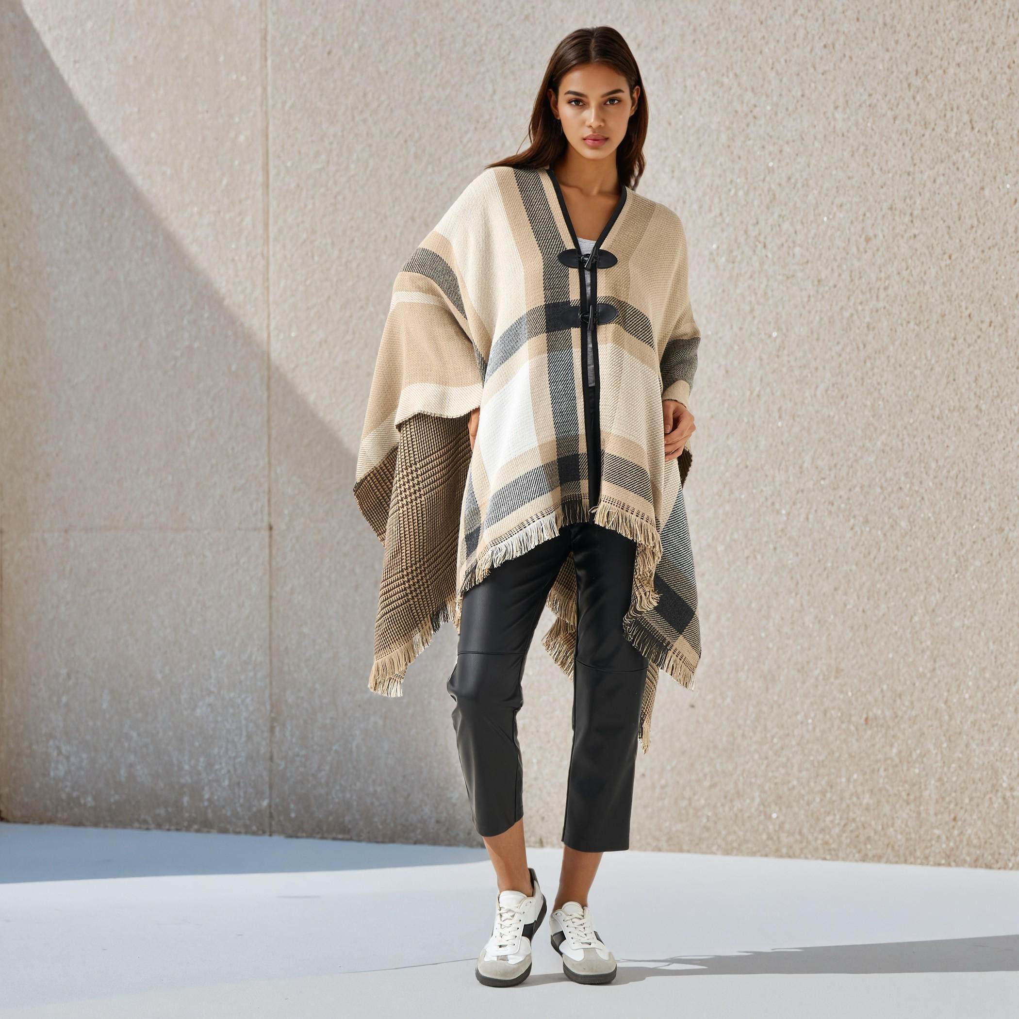 بونشو أكريليك طويل غير متماثل قابل للارتداء على الوجهين من تو إكستريمز-women-winterwear-coatsandjackets-jackets-image-6