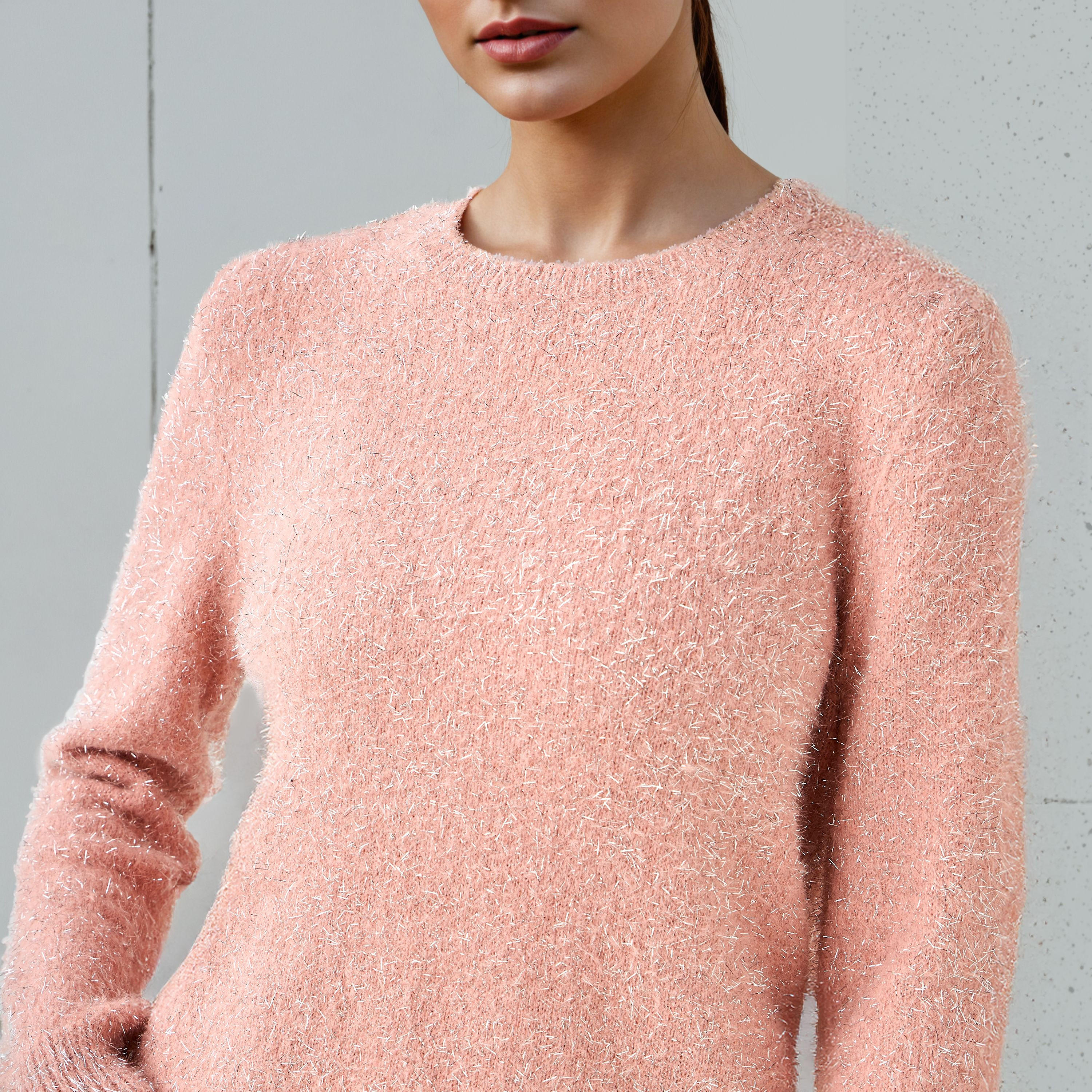 كنزة لوريكس مغطاة بالوبر مع أكمام طويلة من تو إكستريمز-women-clothing-cardigansandjumpers-jumpers-image-4