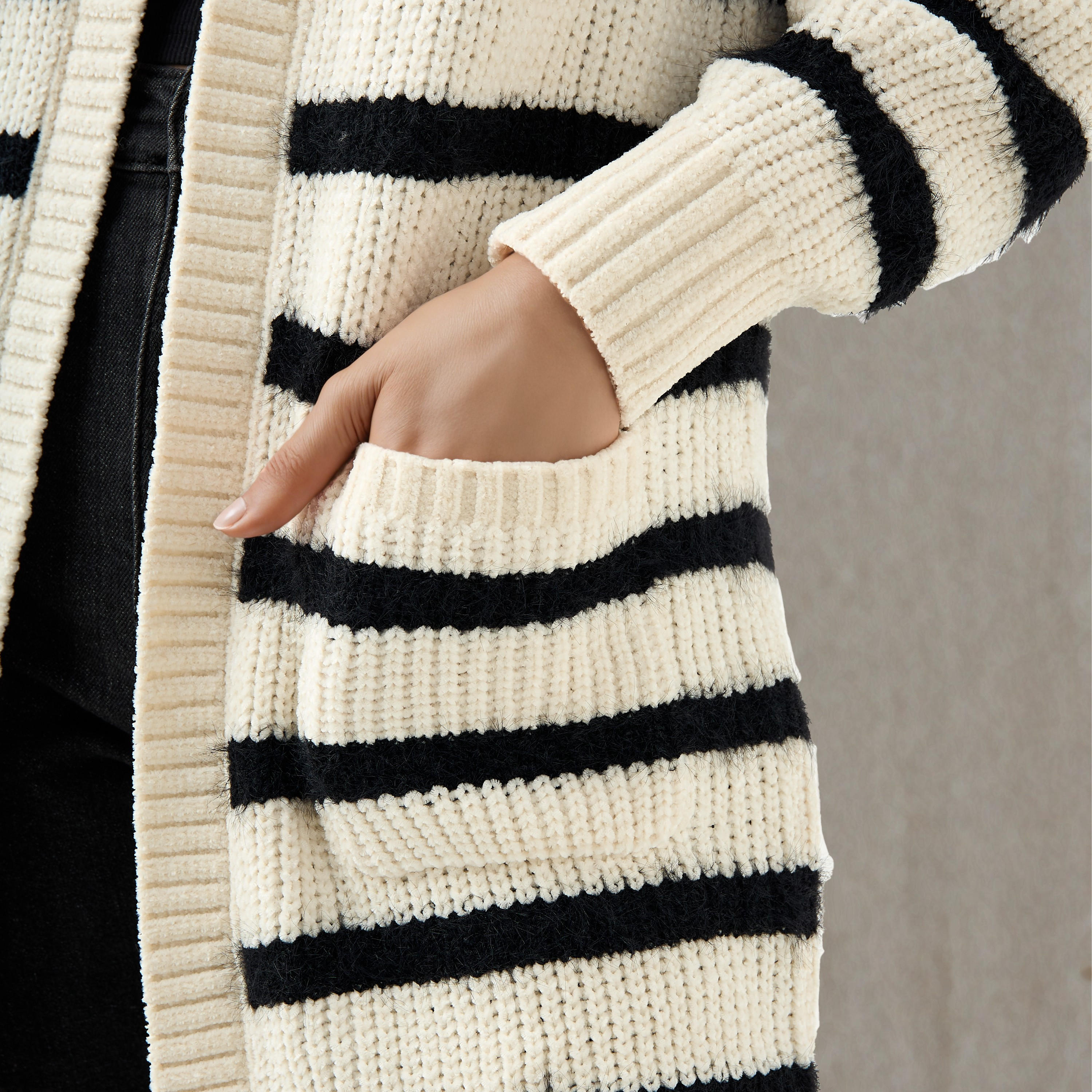 كارديجان مخطط طويل من توإكستريمز-women-winterwear-cardigansandjumpers-cardigans-image-5