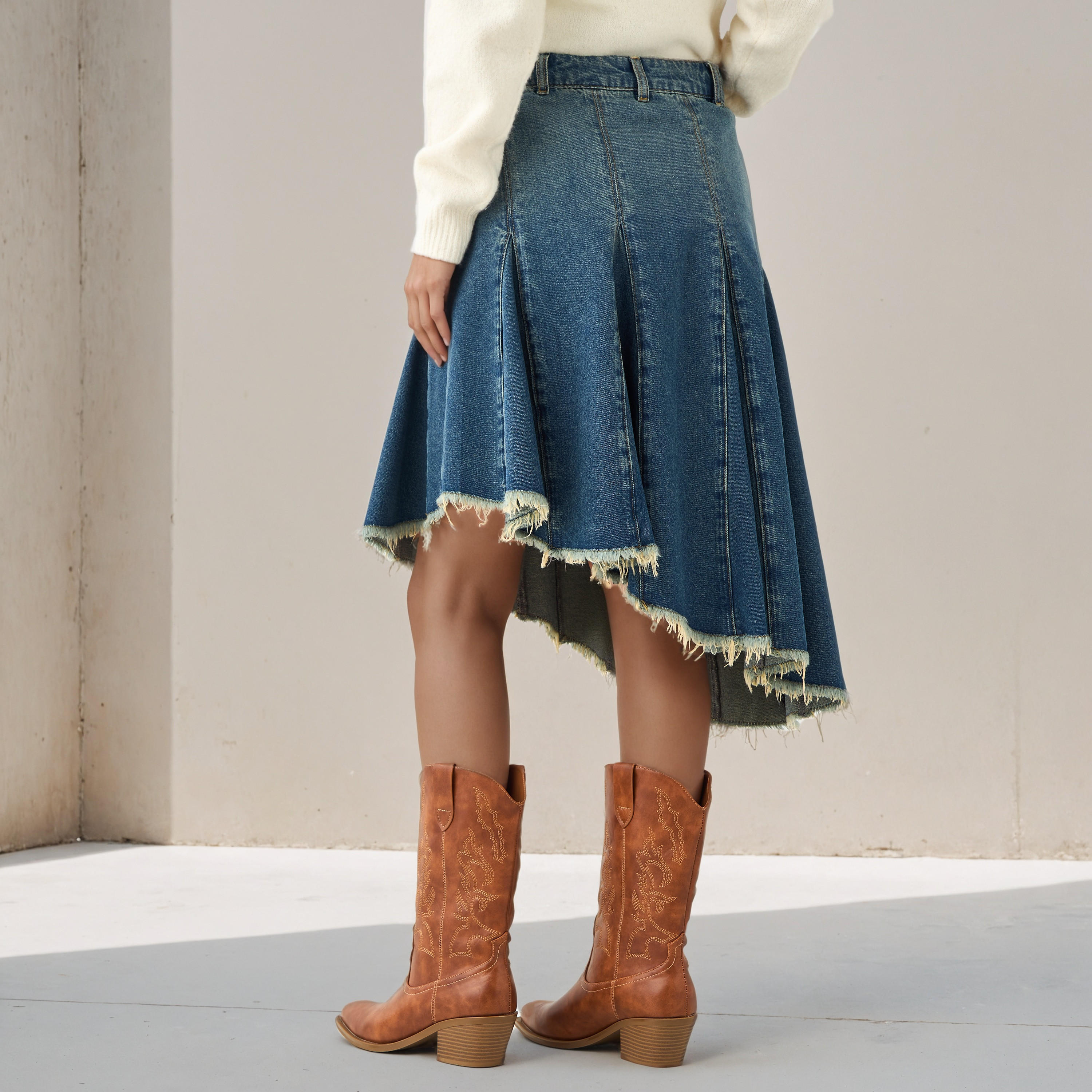 تنورة دينم بحافة غير متماثلة من تو إكستريمز-women-clothing-bottoms-skirts-image-3