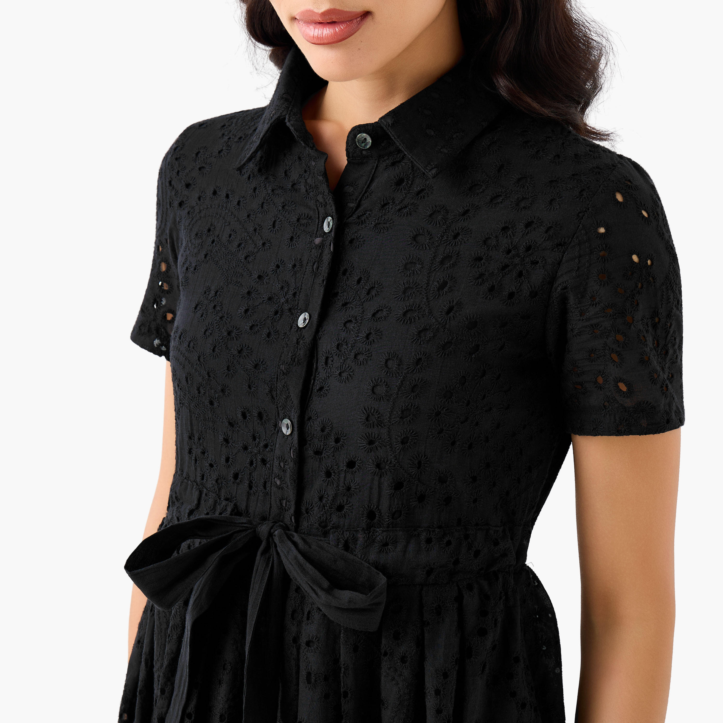 فستان قميص ميدي قطن بحزام وتطريز شيفلي من تو إكستريمز-women-clothing-dresses-image-2