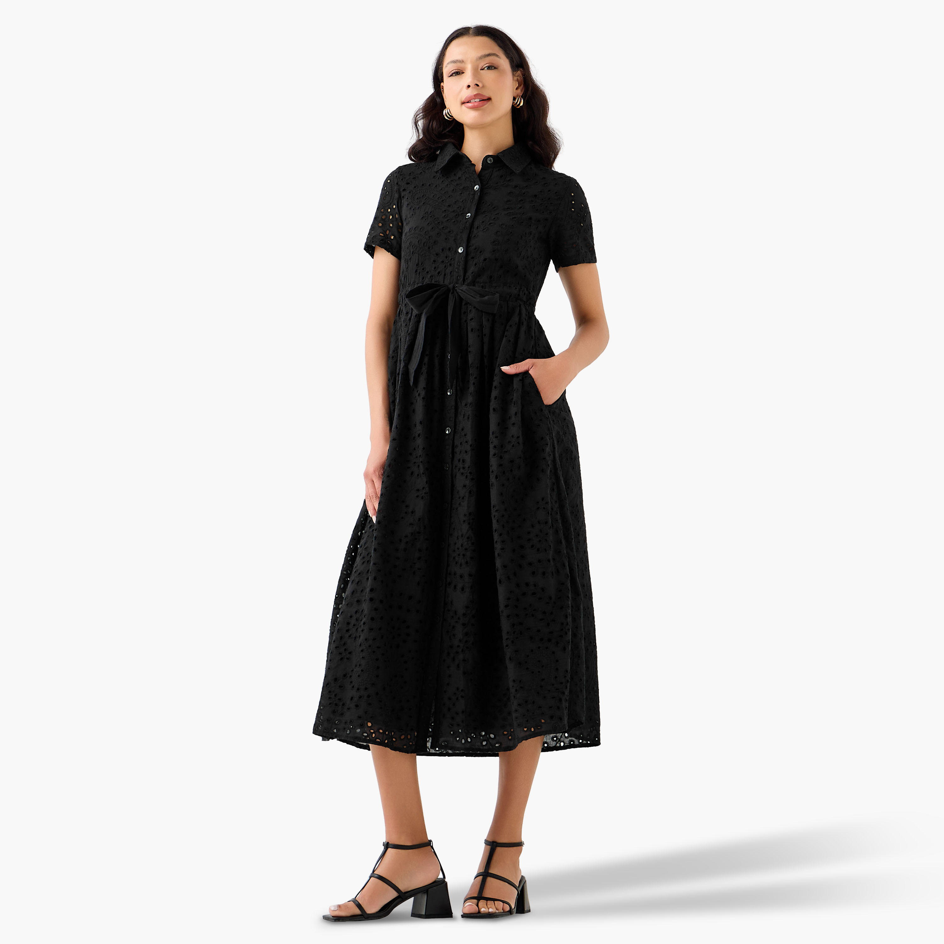 فستان قميص ميدي قطن بحزام وتطريز شيفلي من تو إكستريمز-women-clothing-dresses-image-4