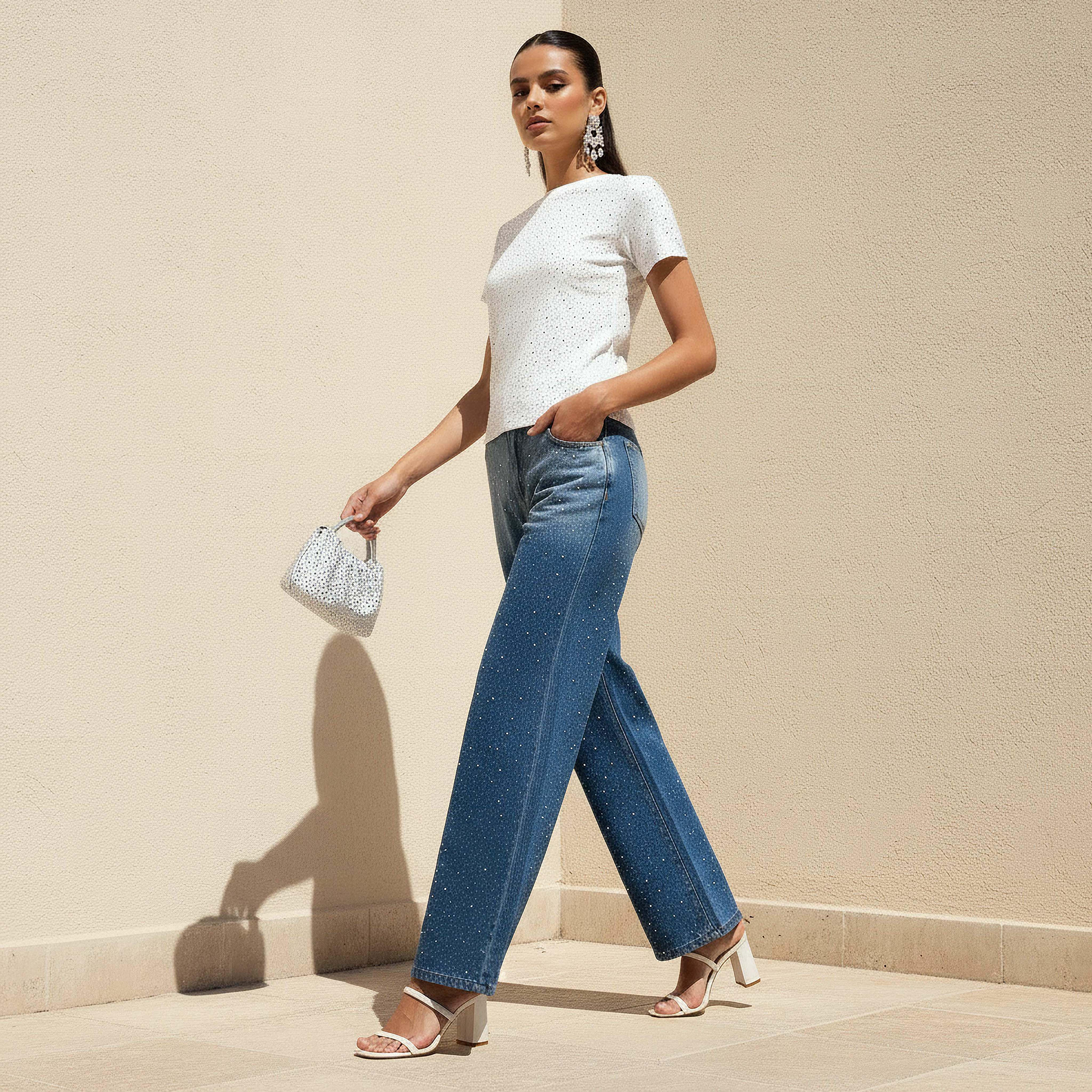 تيشيرت بقصة عادية وزينة من تو إكستريمز-women-clothing-tshirts-image-2