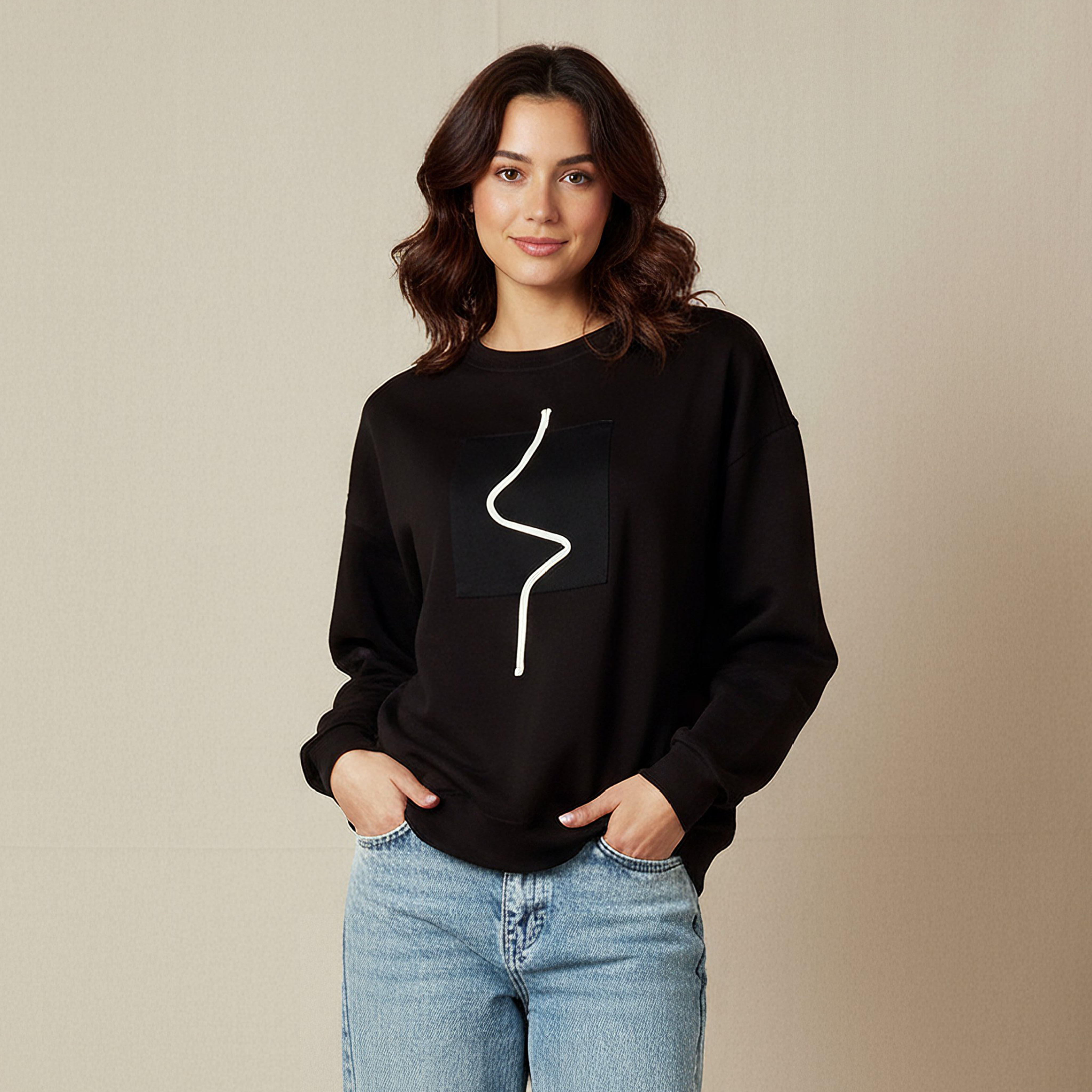 سويت شيرت مزخرف بقصّة عادية من تو إكستريمز-women-winterwear-hoodiesandsweatshirts-sweatshirts-image-1