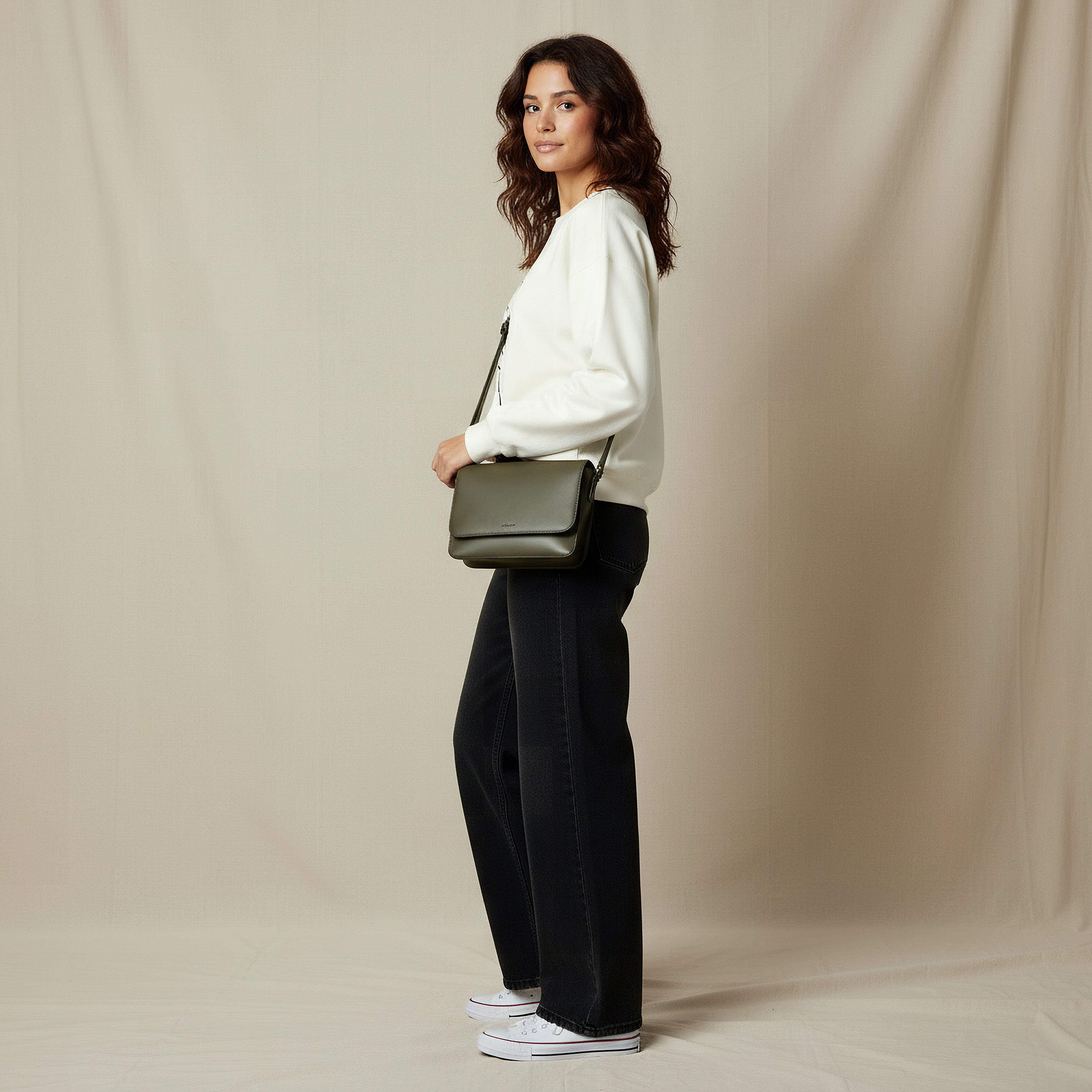 سويت شيرت مزخرف بقصّة عادية من تو إكستريمز-women-winterwear-hoodiesandsweatshirts-sweatshirts-image-3