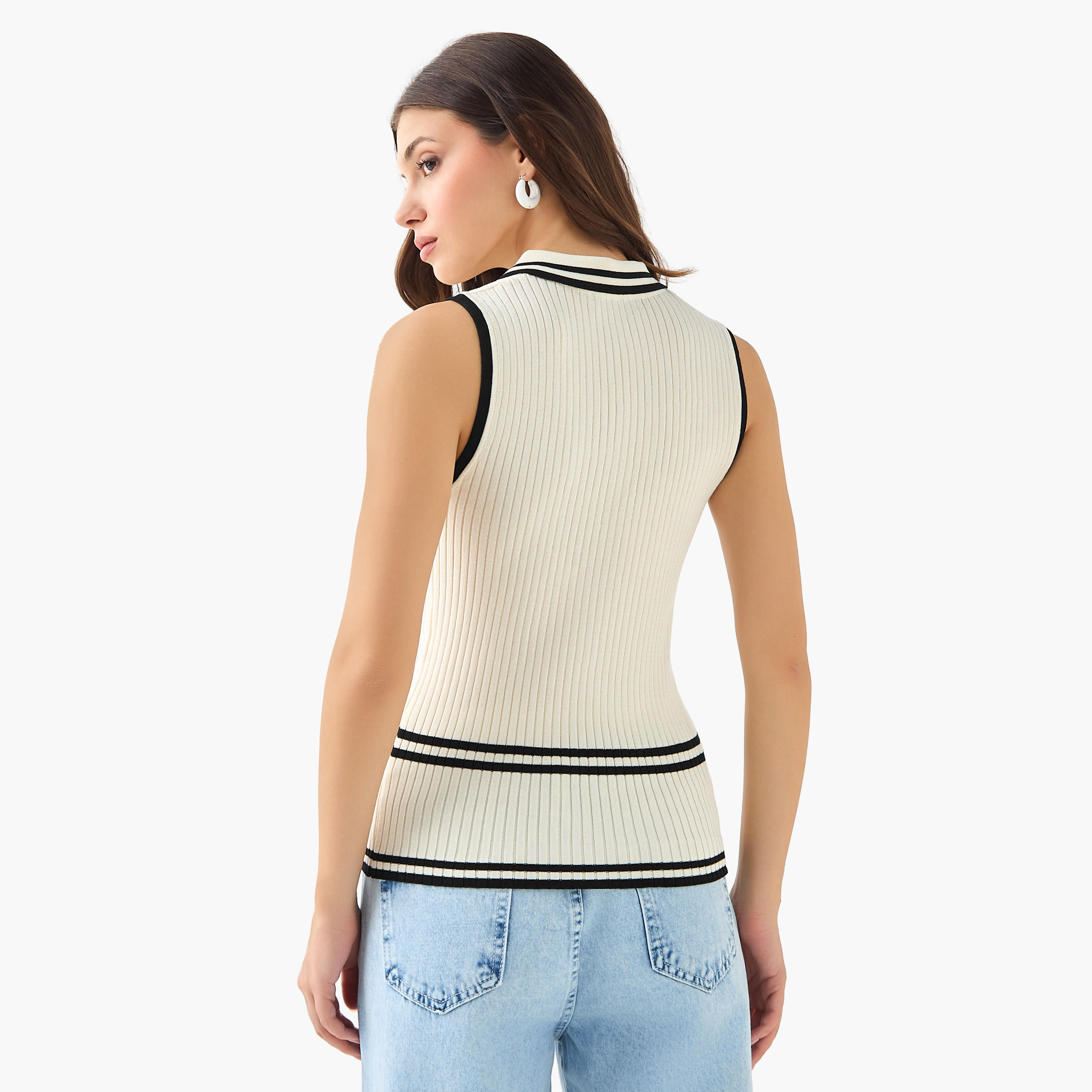 بلوزة مضلعة من تو إكستريمز-women-clothing-tshirts-image-2
