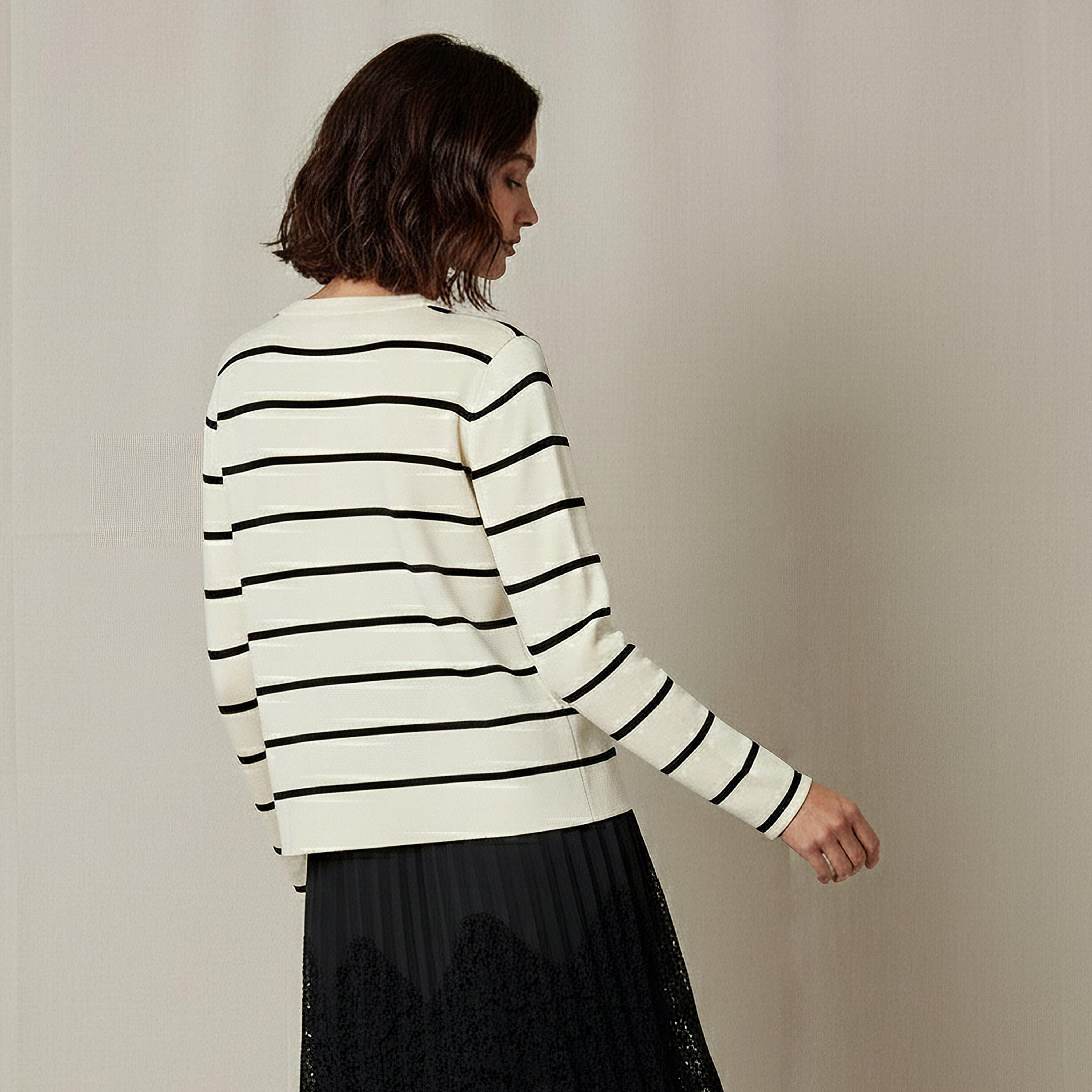 كارديجان مقلم بياقة مستديرة من تو إكستريمز-women-winterwear-cardigansandjumpers-cardigans-image-2