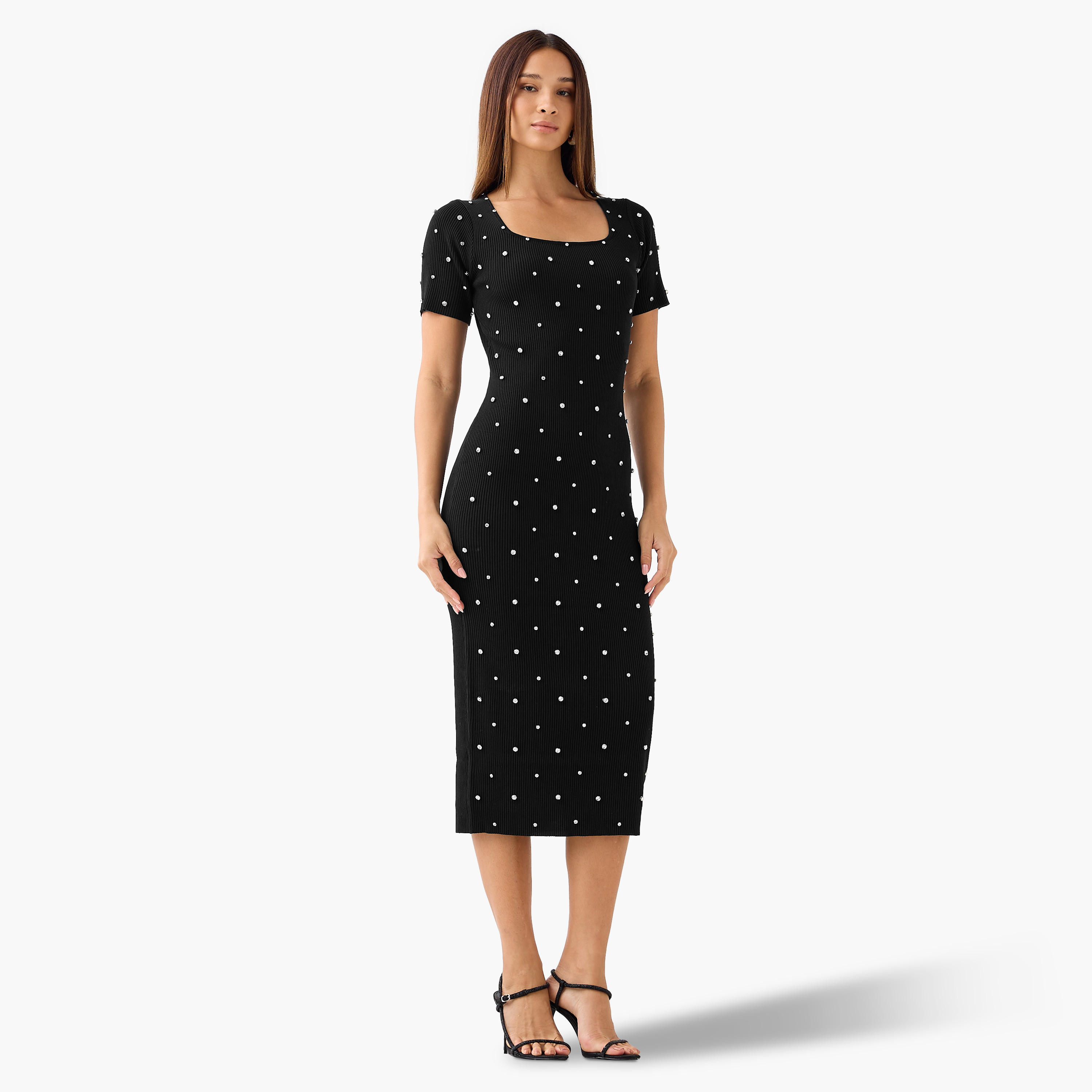 فستان محبوك ميدي مزين بالخرز وبياقة مربعة من تو إكستريمز-women-clothing-dresses-image-3