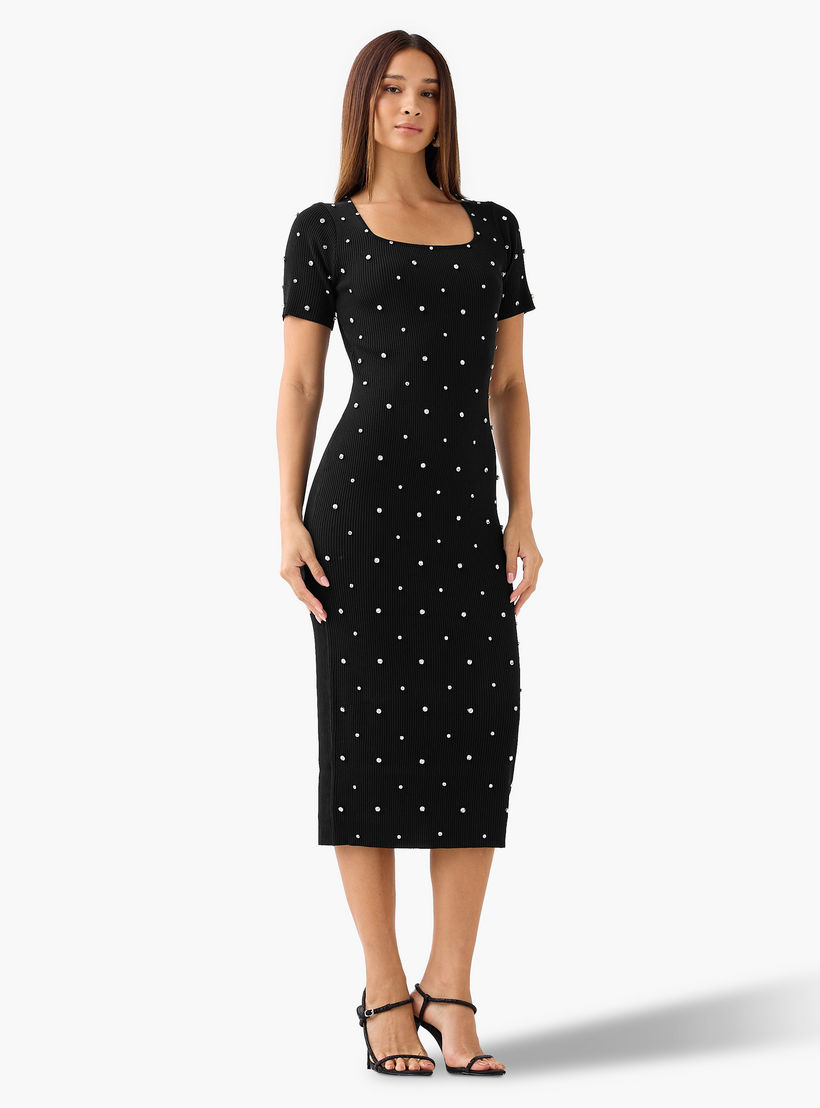 فستان محبوك ميدي مزين بالخرز وبياقة مربعة من تو إكستريمز-women-clothing-dresses-image-3