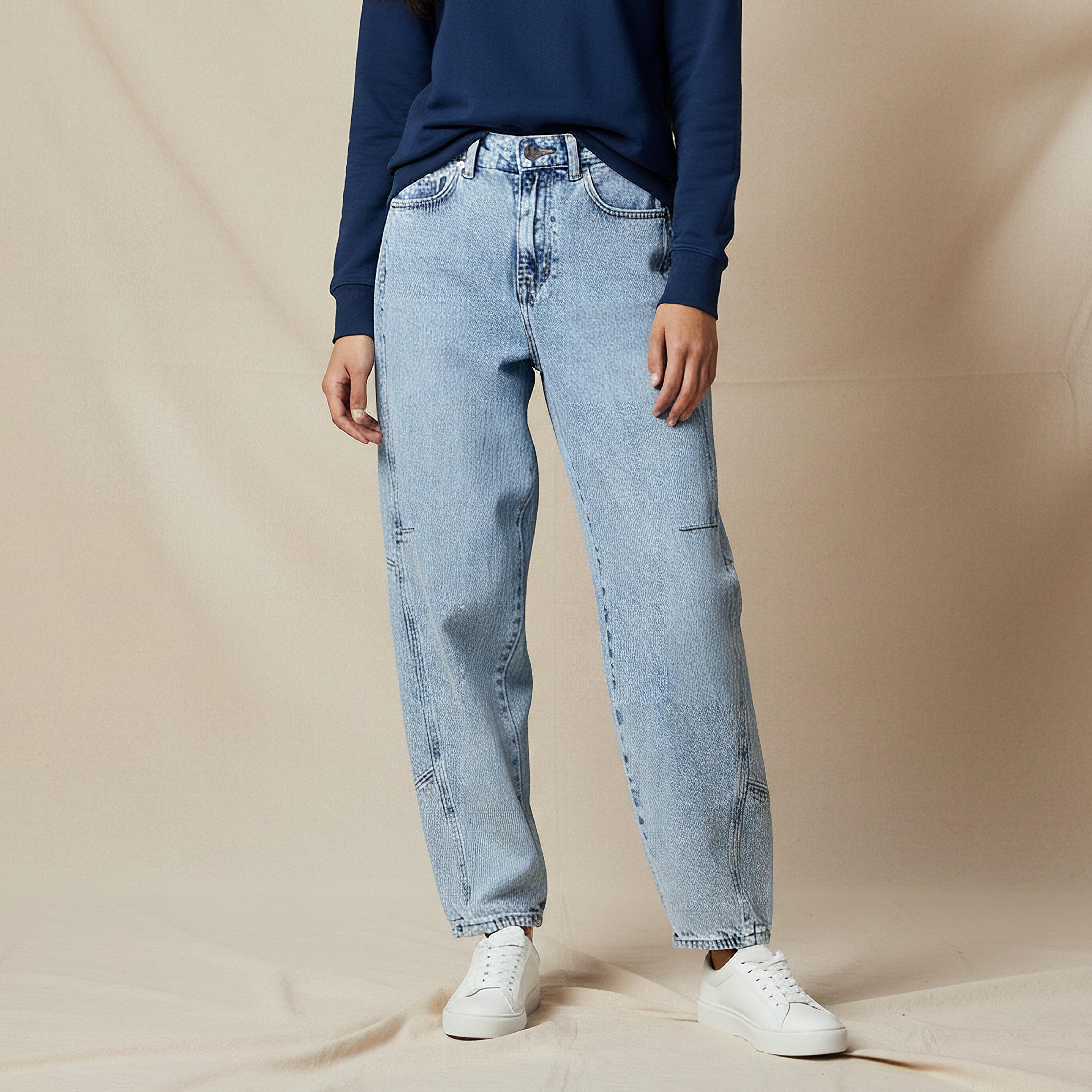 بنطلون جينز بقصة برميل وخصر متوسط من تو إكستريمز-women-clothing-bottoms-jeans-image-1