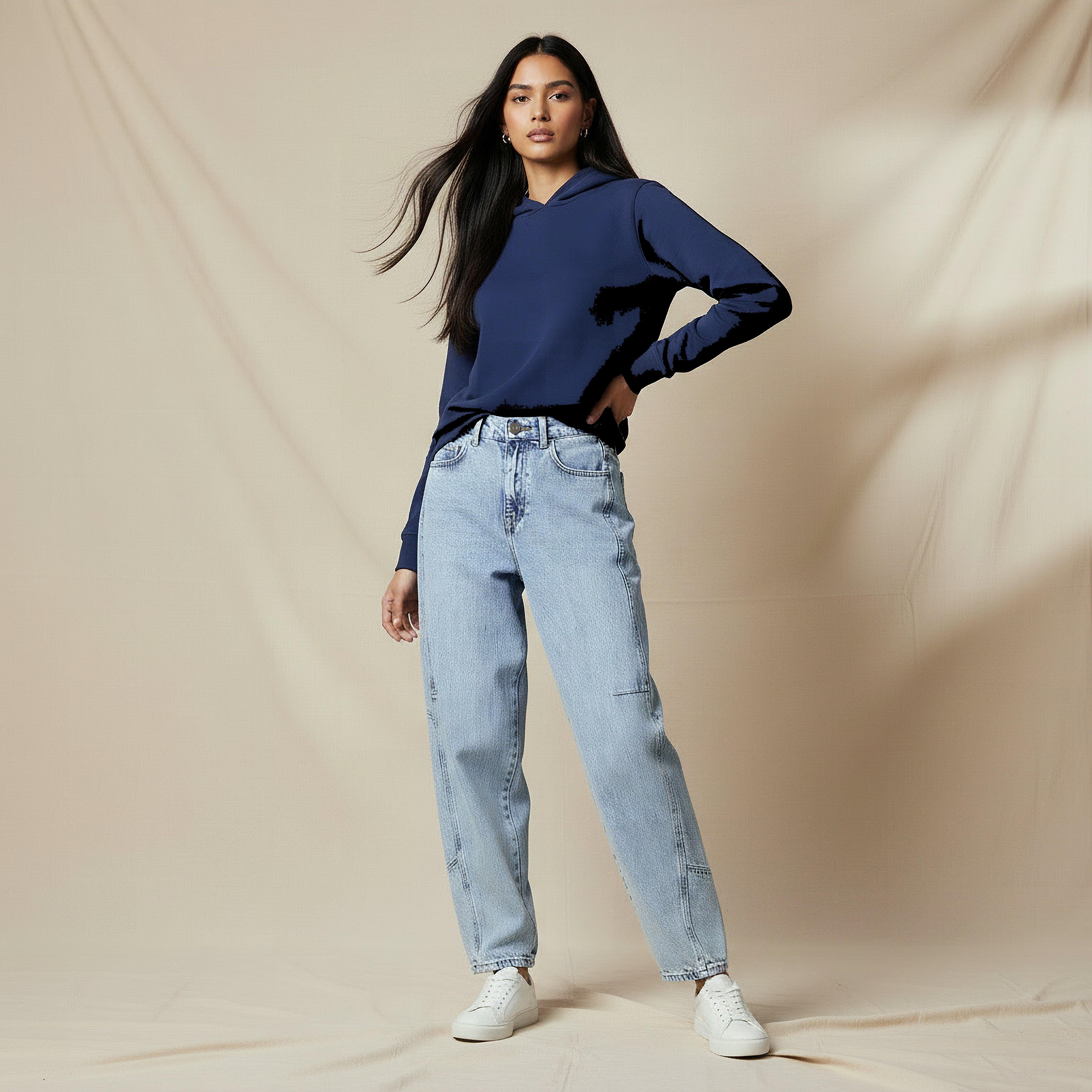 بنطلون جينز بقصة برميل وخصر متوسط من تو إكستريمز-women-clothing-bottoms-jeans-image-3
