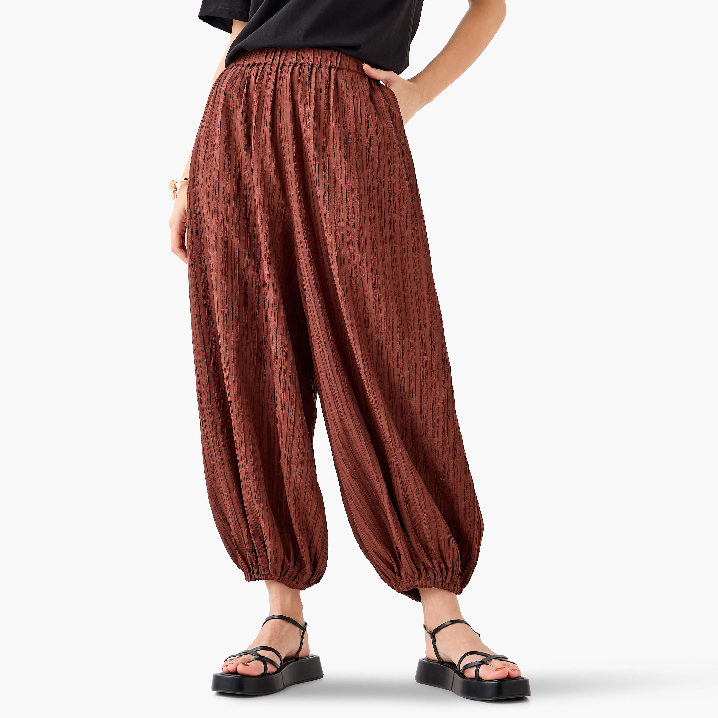 بنطلون حريم قطن بقصة مريحة وخصر متوسط وملمس بارز من توإكستريمز-women-clothing-bottoms-trousers-image-2