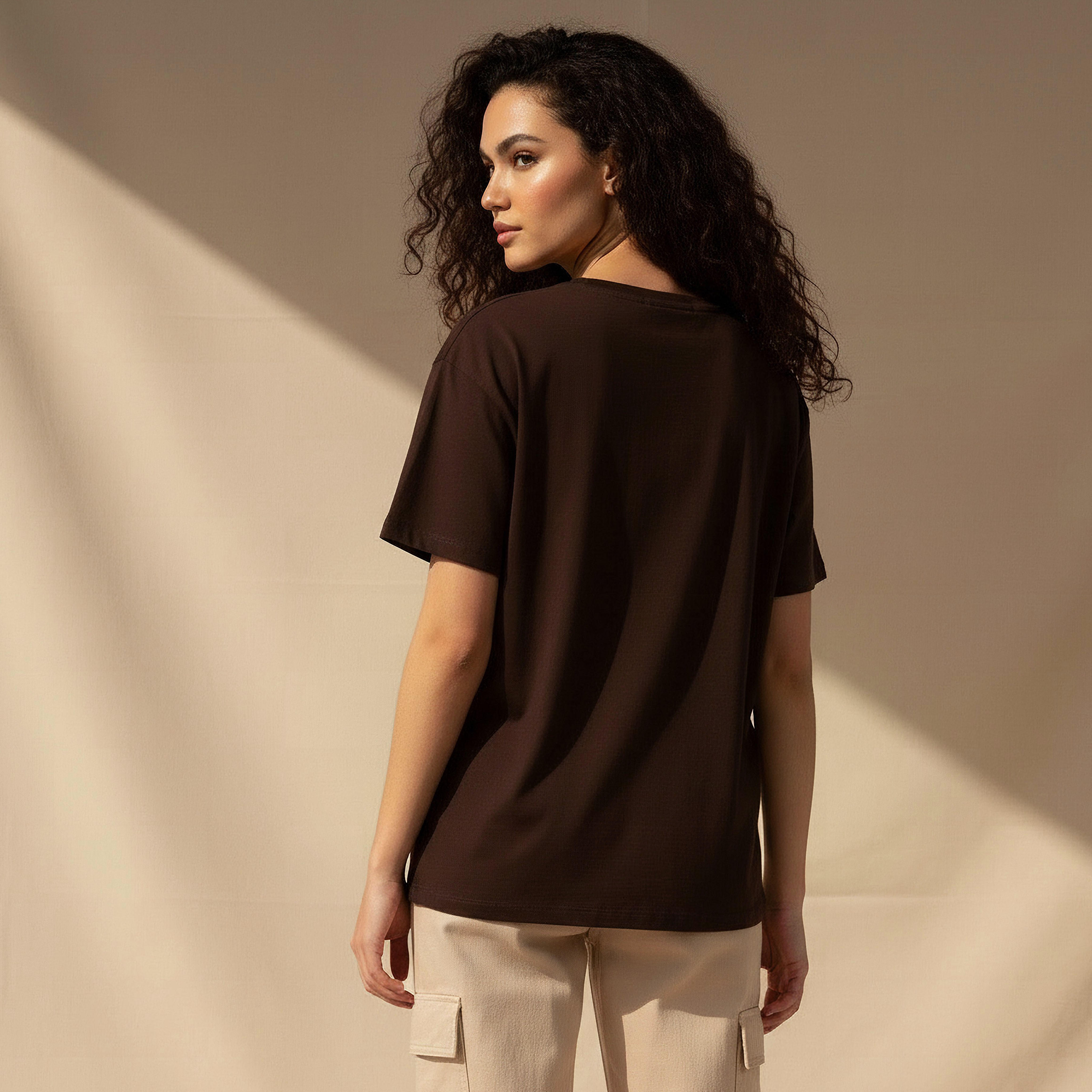 تيشيرت بتفاصيل زينة كروشيه من توإكستريمز-women-clothing-tshirts-image-4