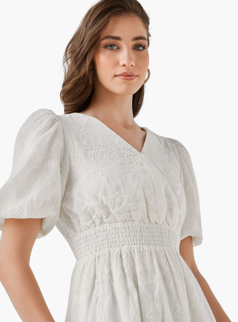 فستان ميدي بأكمام منفوخة وتطريز من تو إكستريمز-women-clothing-dresses-image-4