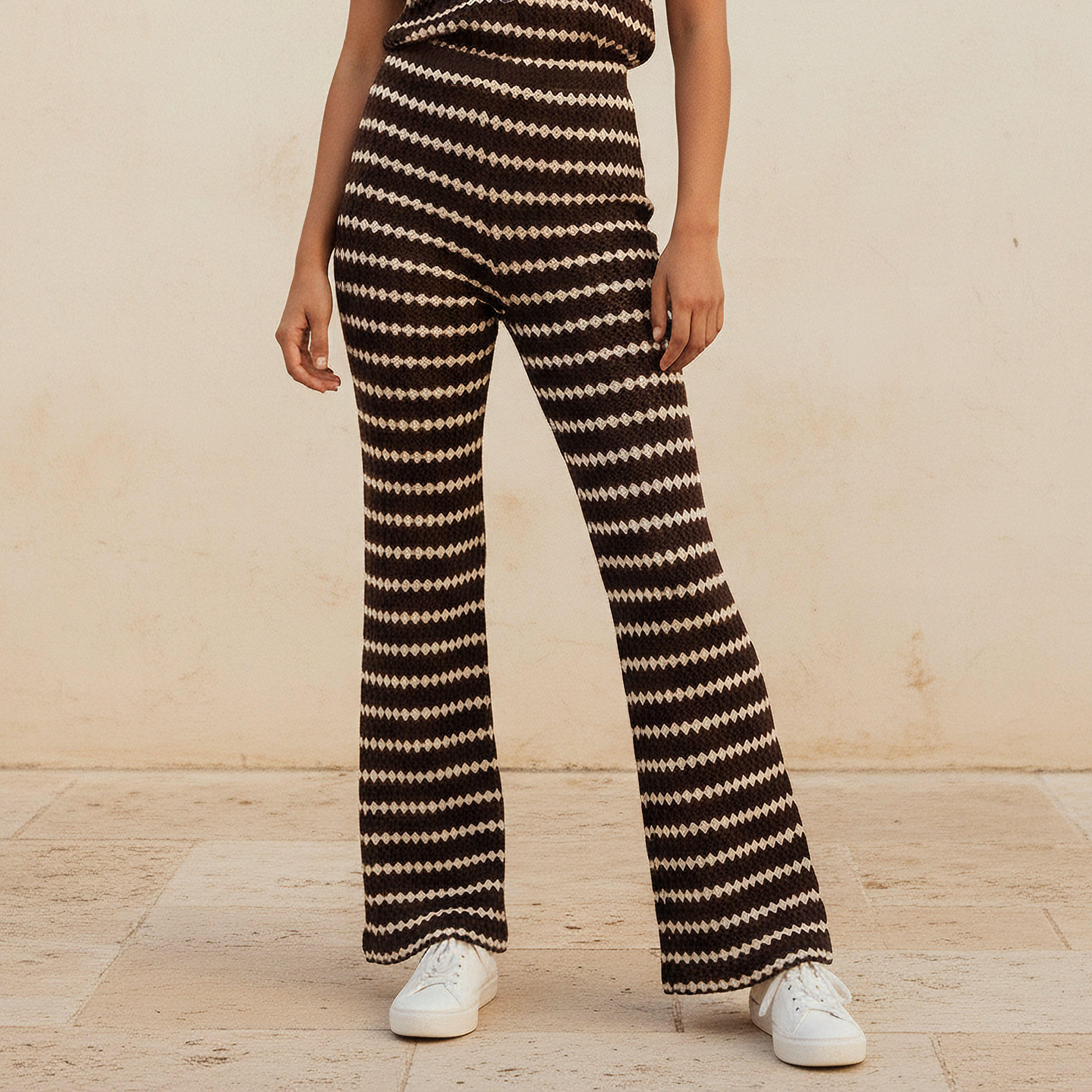 بنطلون مخطط بخصر متوسط الارتفاع من تو إكستريمز-women-clothing-bottoms-trousers-image-1