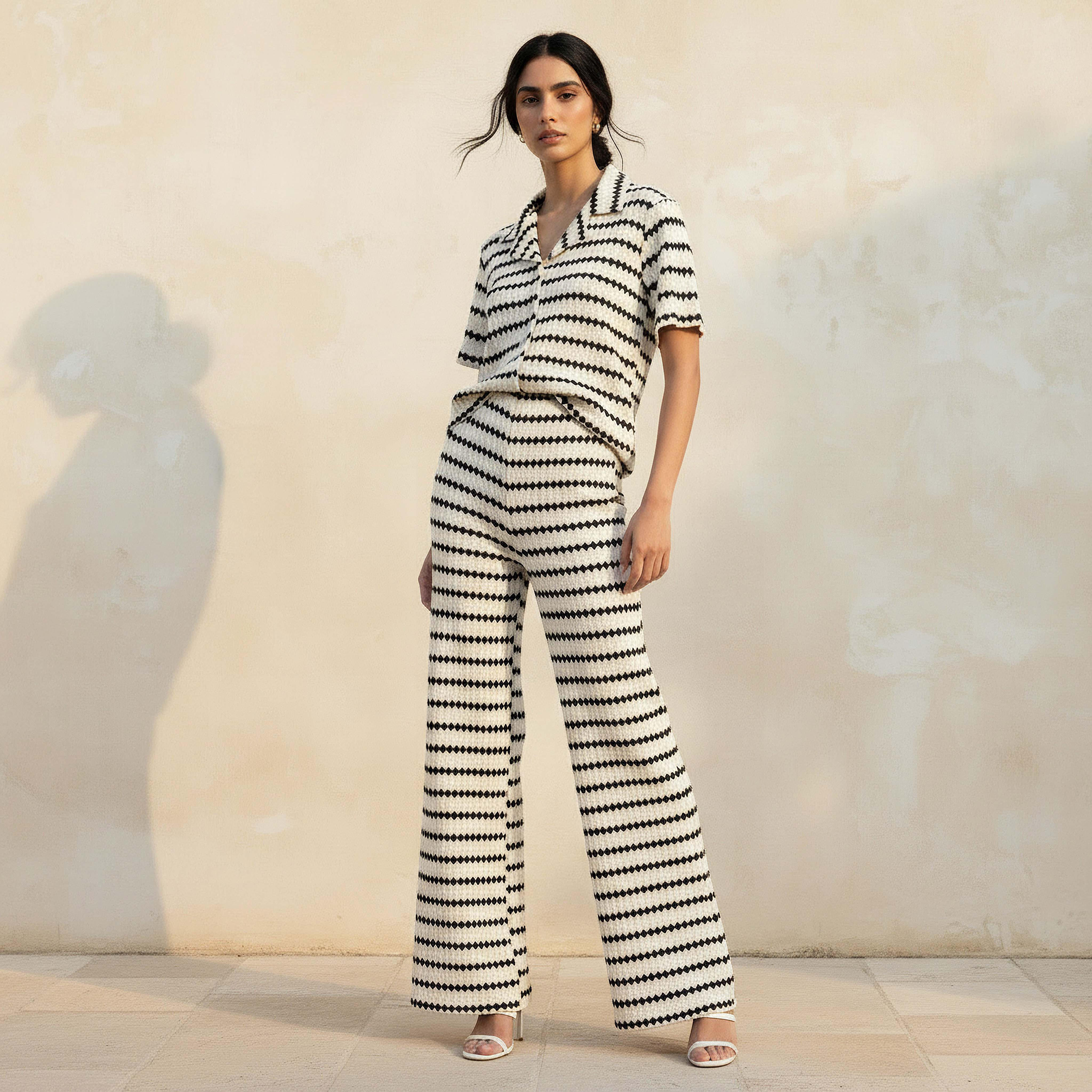 بنطلون مخطط بخصر متوسط الارتفاع من تو إكستريمز-women-clothing-bottoms-trousers-image-2