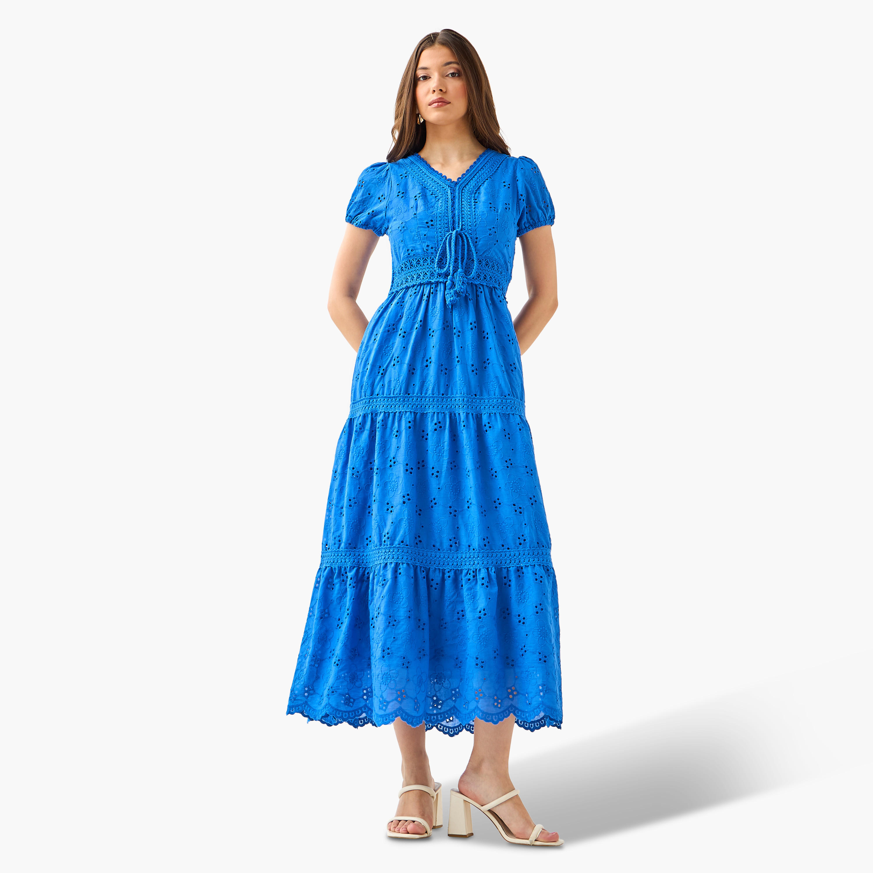 فستان قطن إيه لاين ميدي متعدد الطبقات بتطريز شيفلي من تو إكستريمز-women-clothing-dresses-image-3