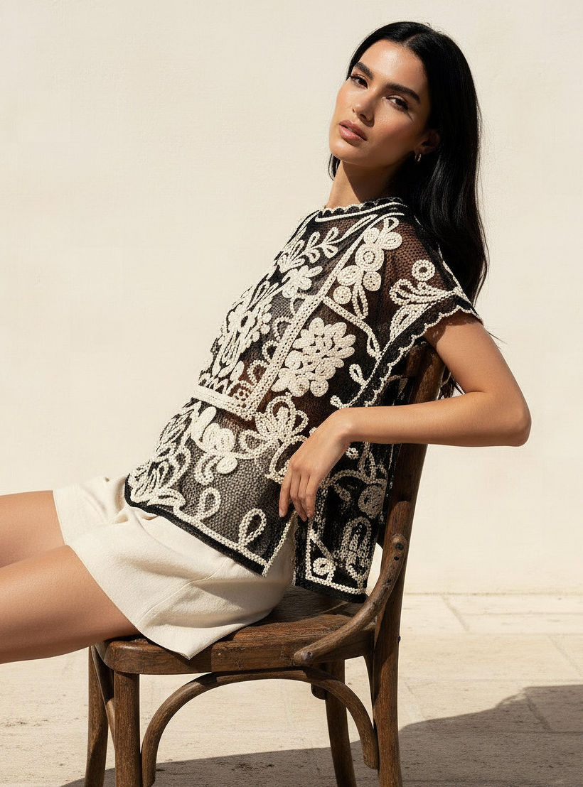 بلوزة بتطريز من تو إكستريمز-women-clothing-shirtsandblouses-blouses-image-4