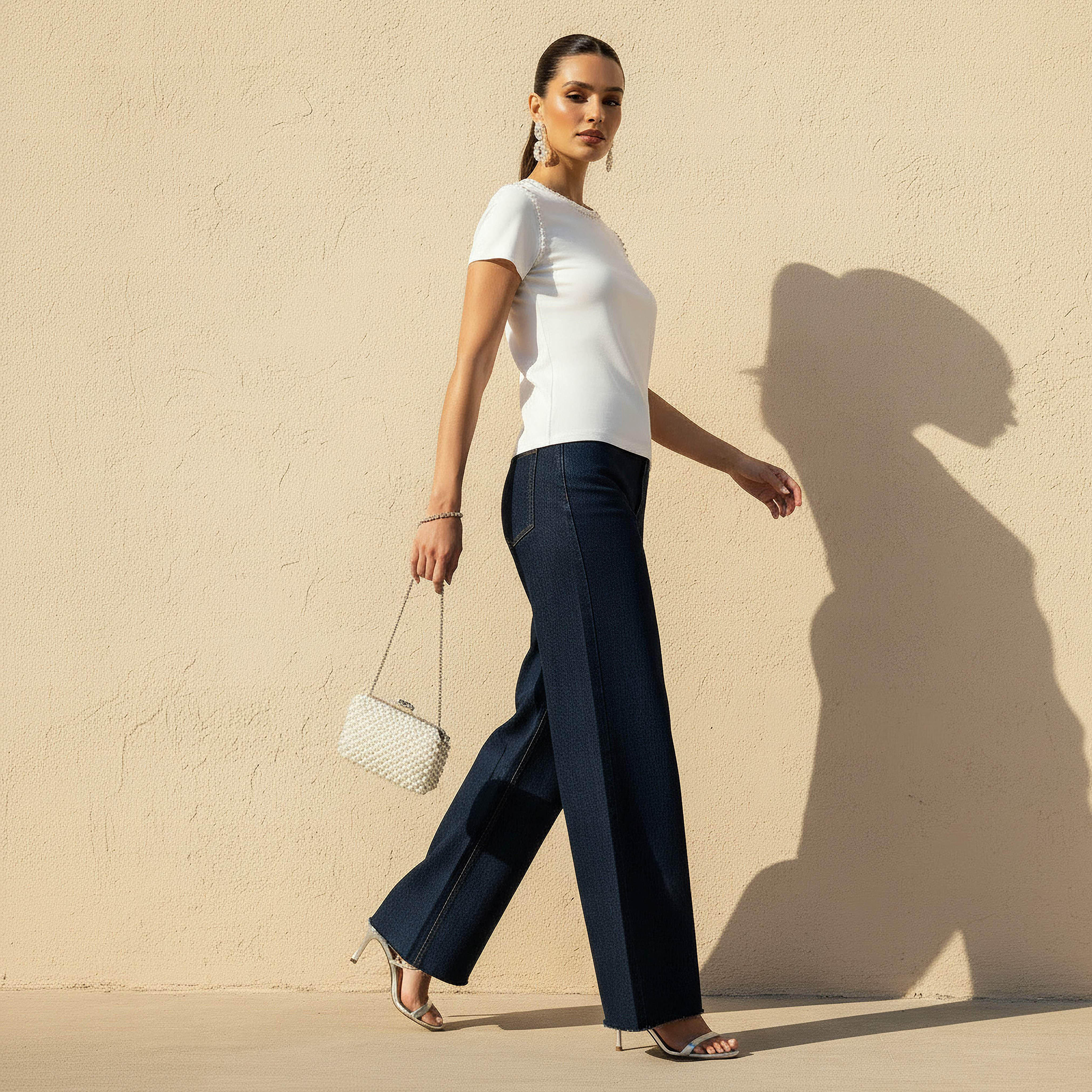 تيشيرت بتزيينات لؤلؤ من تو إكستريمز-women-clothing-tshirts-image-3