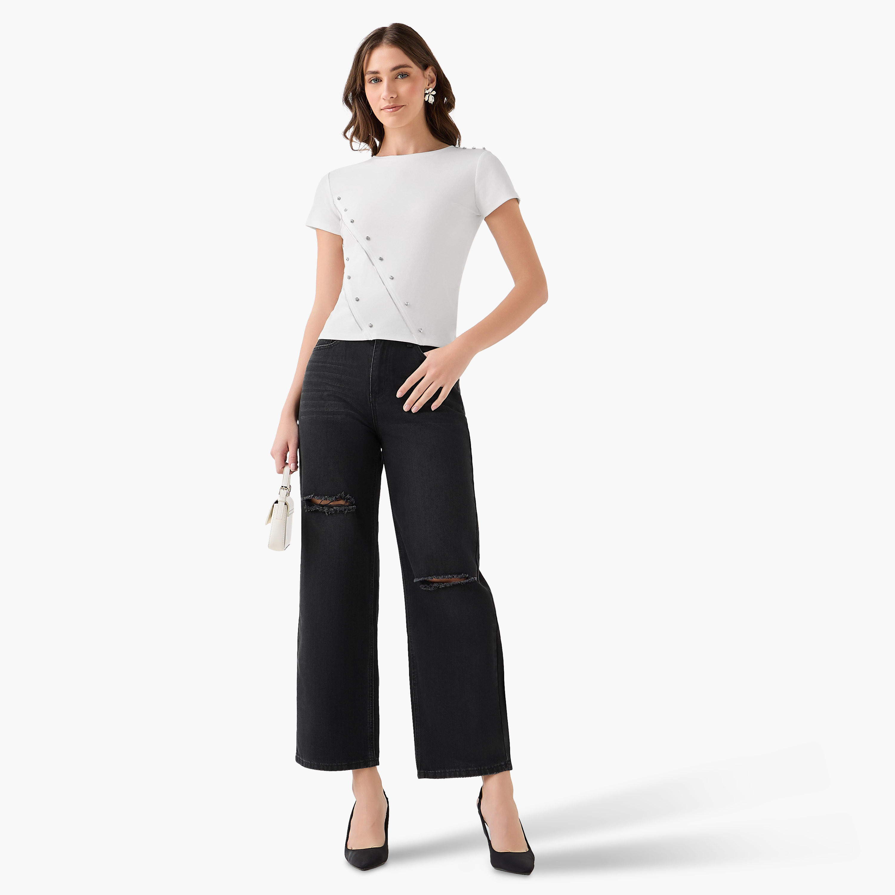 بنطلون جينز بخصر متوسط الارتفاع وتفاصيل ممزقة من تو إكستريمز-women-clothing-bottoms-jeans-image-3