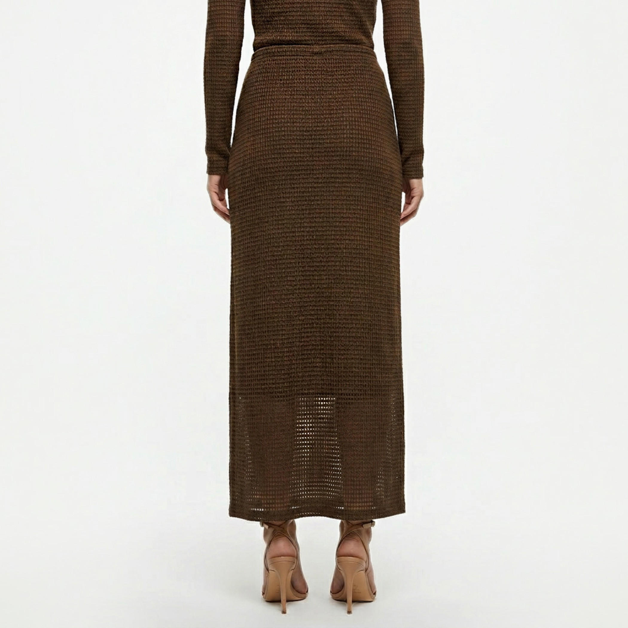 تنورة ماكسي بقصة إيه لاين بارزة الملمس ورباط إغلاق من تو إكستريمز-women-clothing-bottoms-skirts-image-4