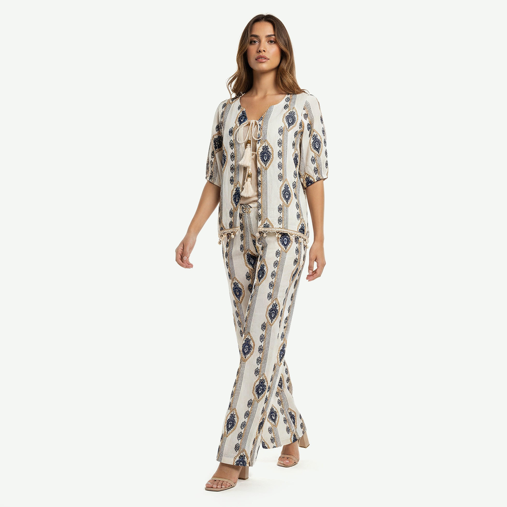 بلوزة مطرزة من توإكستريمز-women-clothing-shirtsandblouses-blouses-image-3