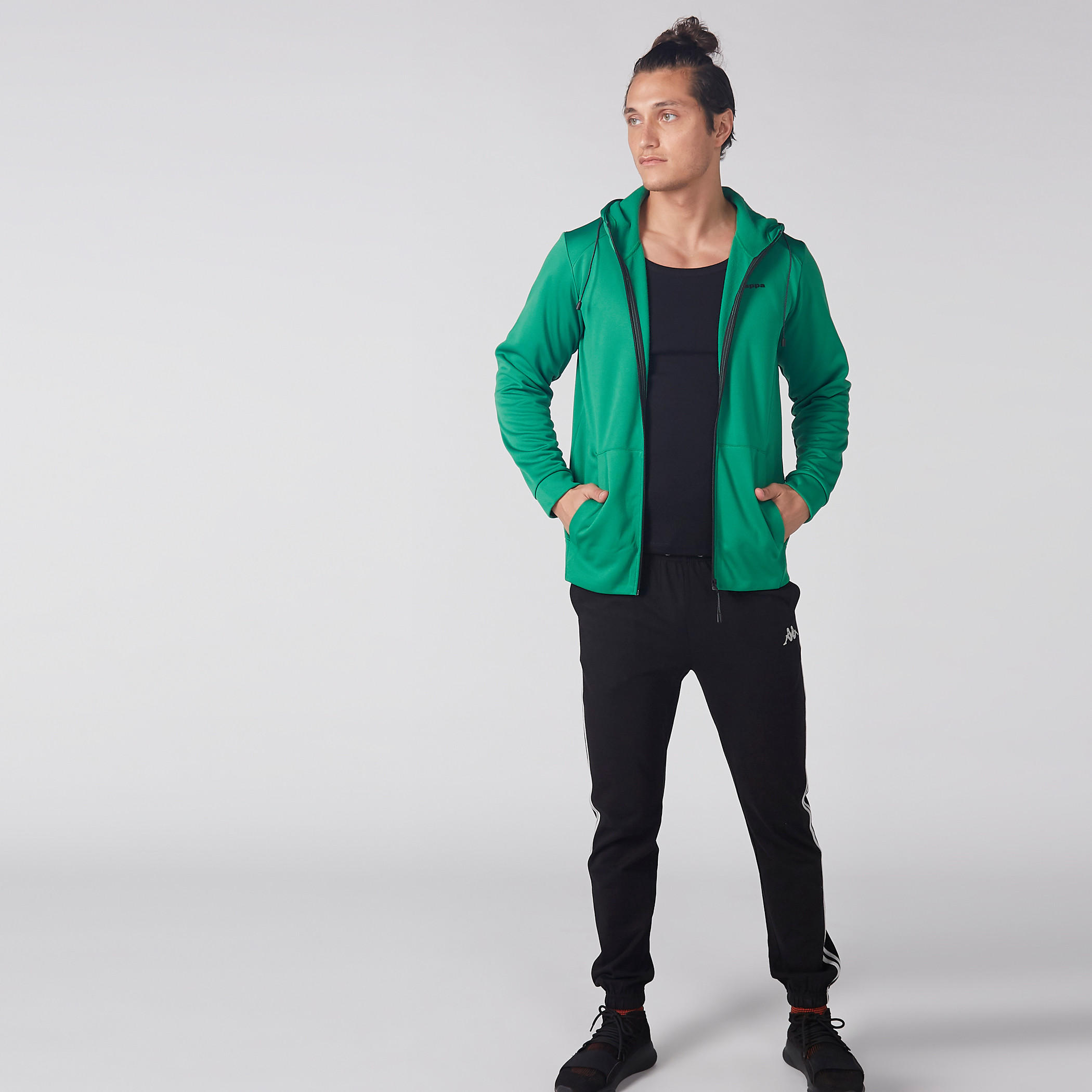 بنطال رياضي طويل بخصر مطاطي من كابا-men-clothing-sportswearandactivewear-bottoms-image-1