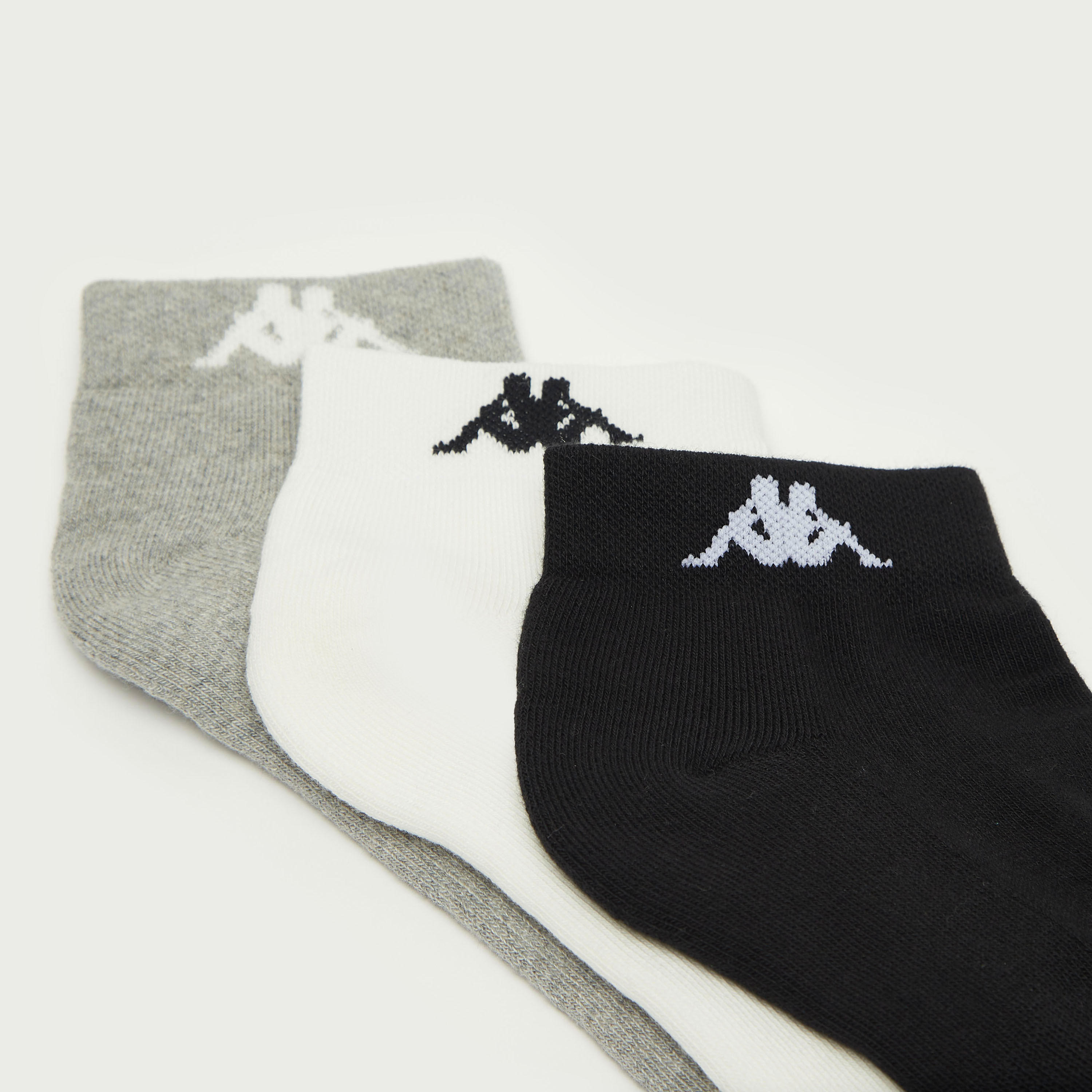 طقم جوارب 3 أزواج متنوعة بطول الكاحل وحماية من البكتيريا من كابا-men-clothing-sportswearandactivewear-accessories-image-3
