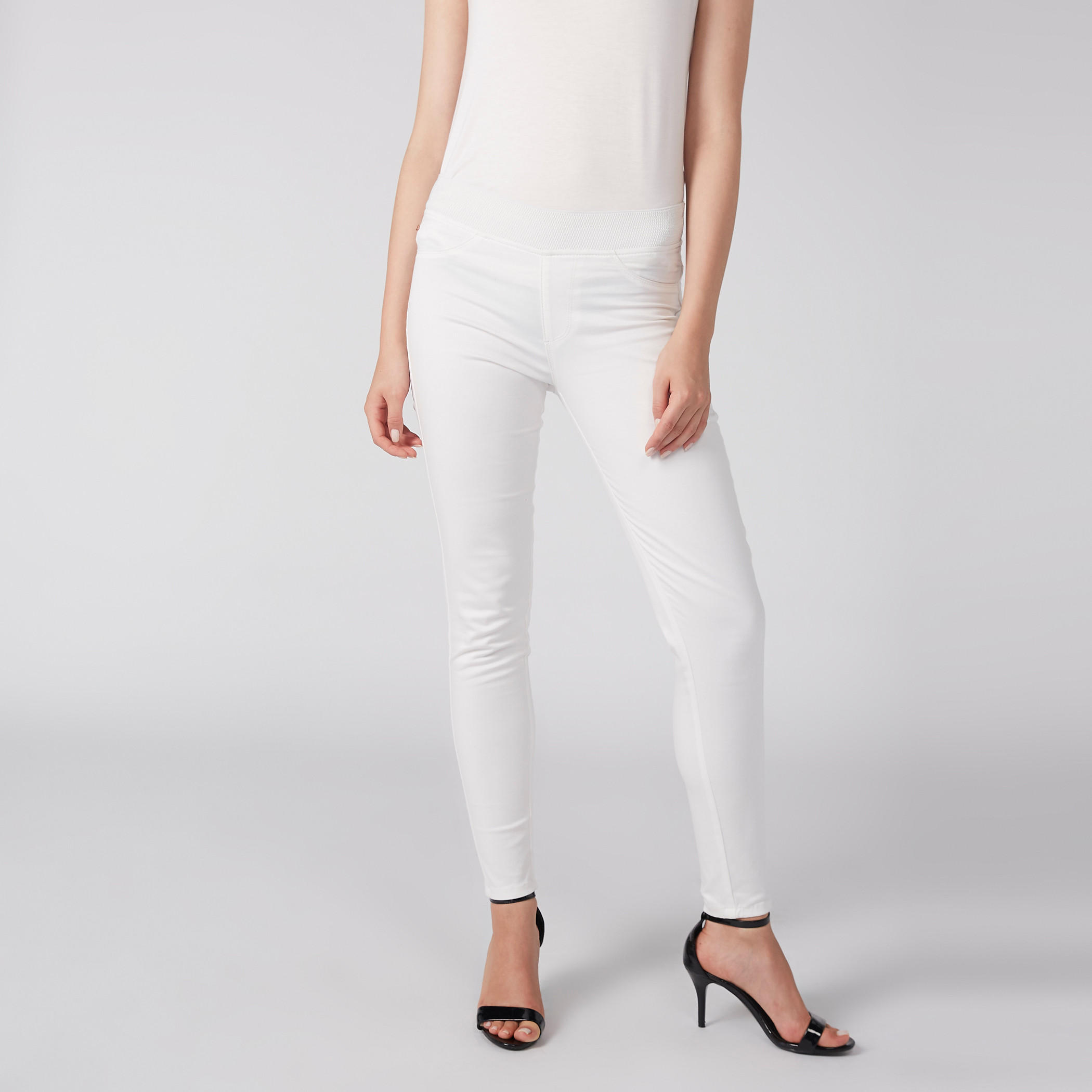 بنطال بقصّة ضيّقة وخصر مطاطي وجيوب من لي كوبر-women-clothing-bottoms-leggings-image-2
