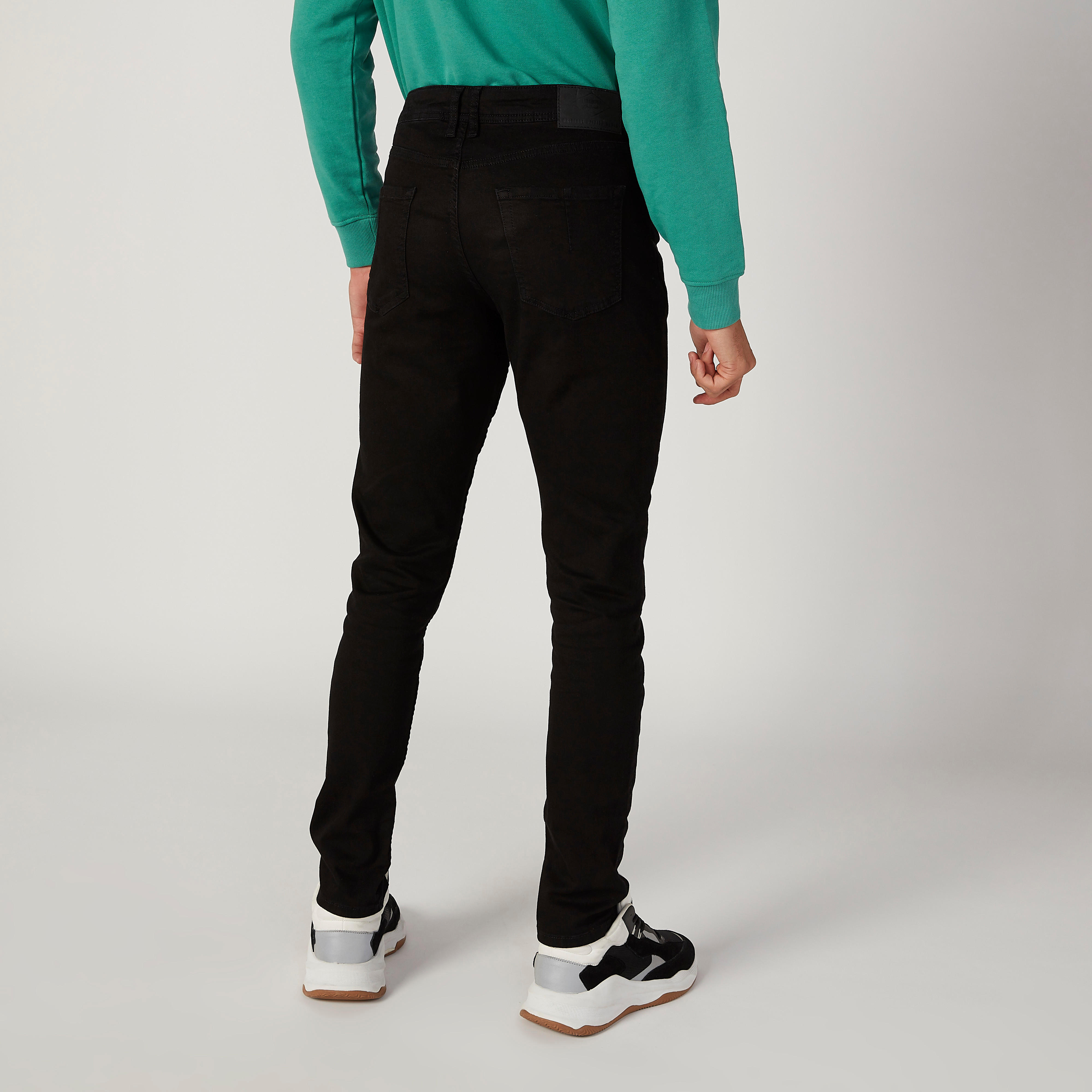 بنطلون جينز سادة بجيوب وحلقات للحزام من لي كوبر-men-clothing-bottoms-jeans-image-3
