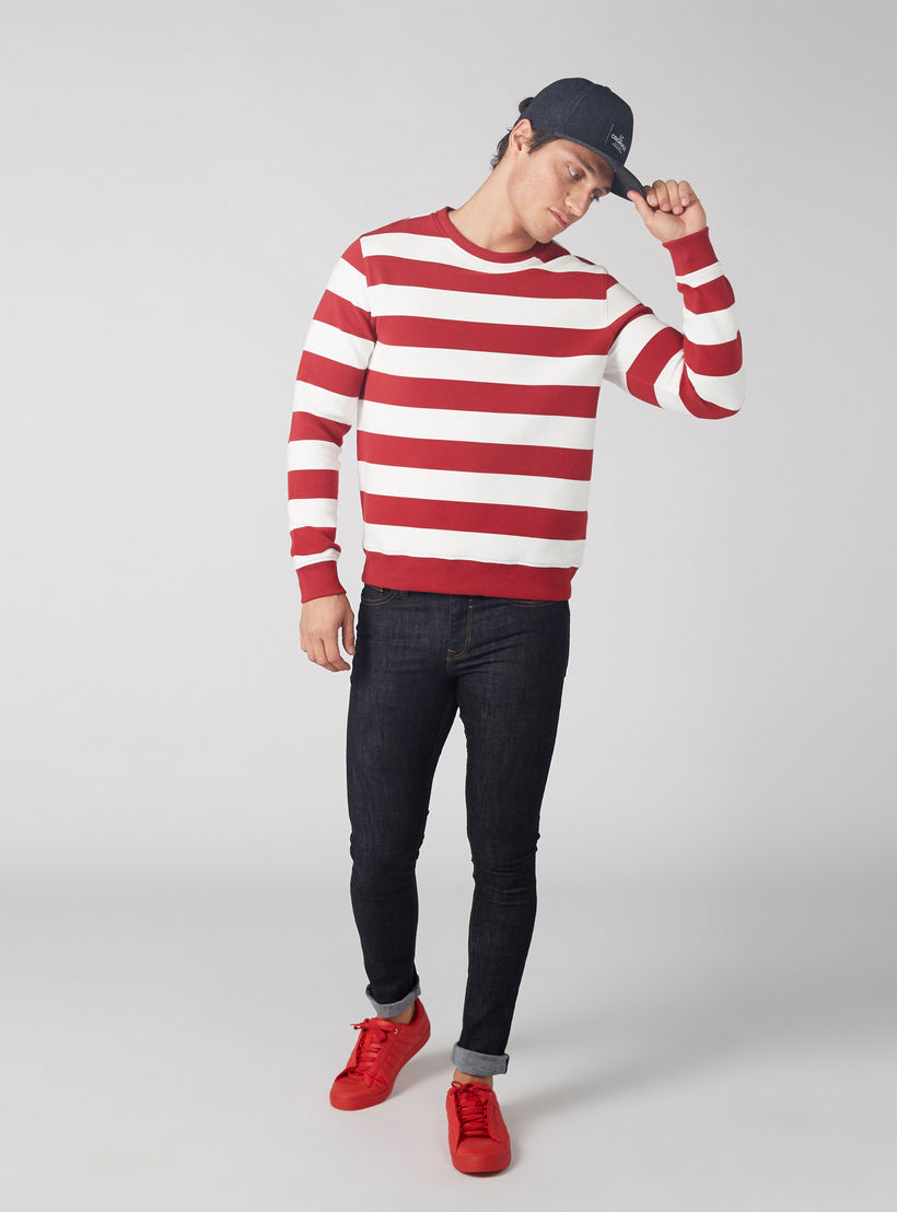 بنطال جينز طويل بجيب مطرّز وزر إغلاق من لي كوبر-men-clothing-bottoms-jeans-image-4