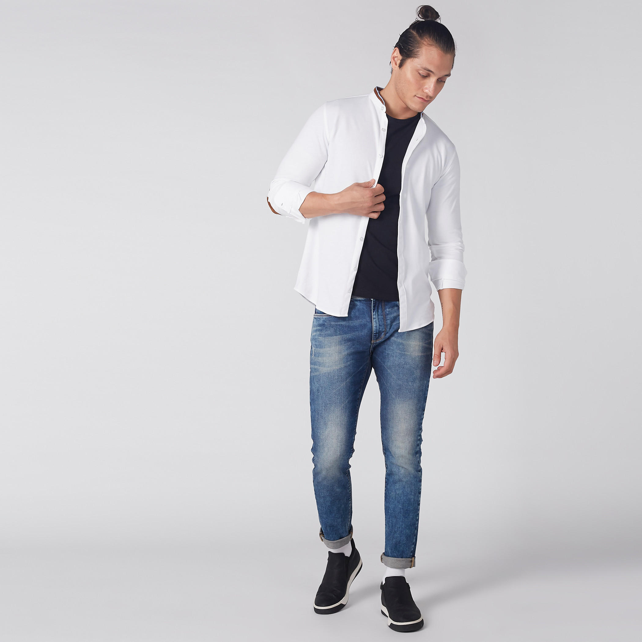 تيشيرت بياقة مستديرة وأكمام قصيرة من لي كوبر-men-clothing-tshirtsandpolos-tshirts-image-3