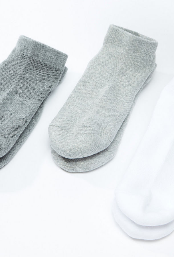 Set of 3 - Ribbed Ankle Length Socks-men-socks-image-1