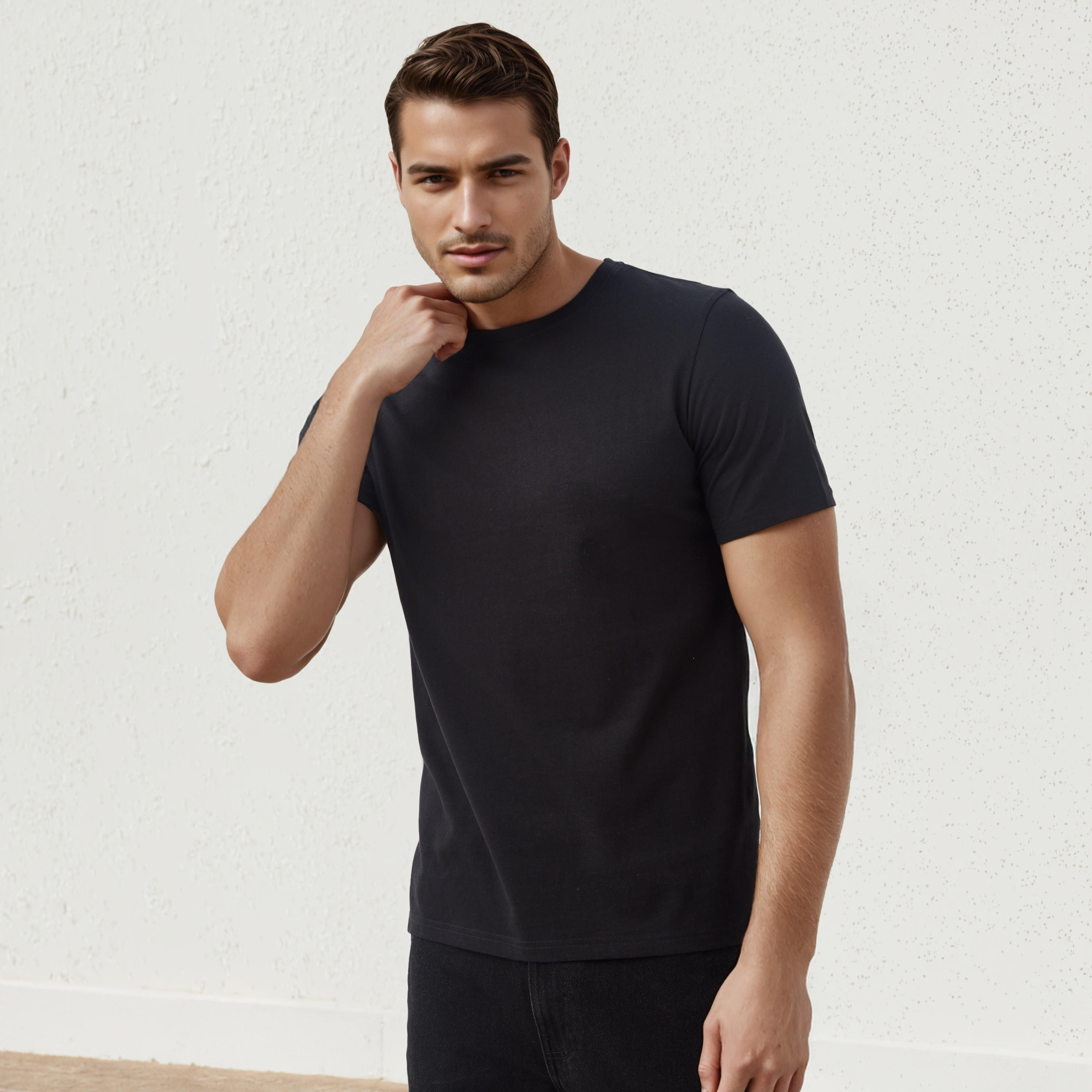 Plain Regular Fit Crew Neck T-shirt with Short Sleeves-men-clothing-tshirtsandpolos-tshirts-image-1