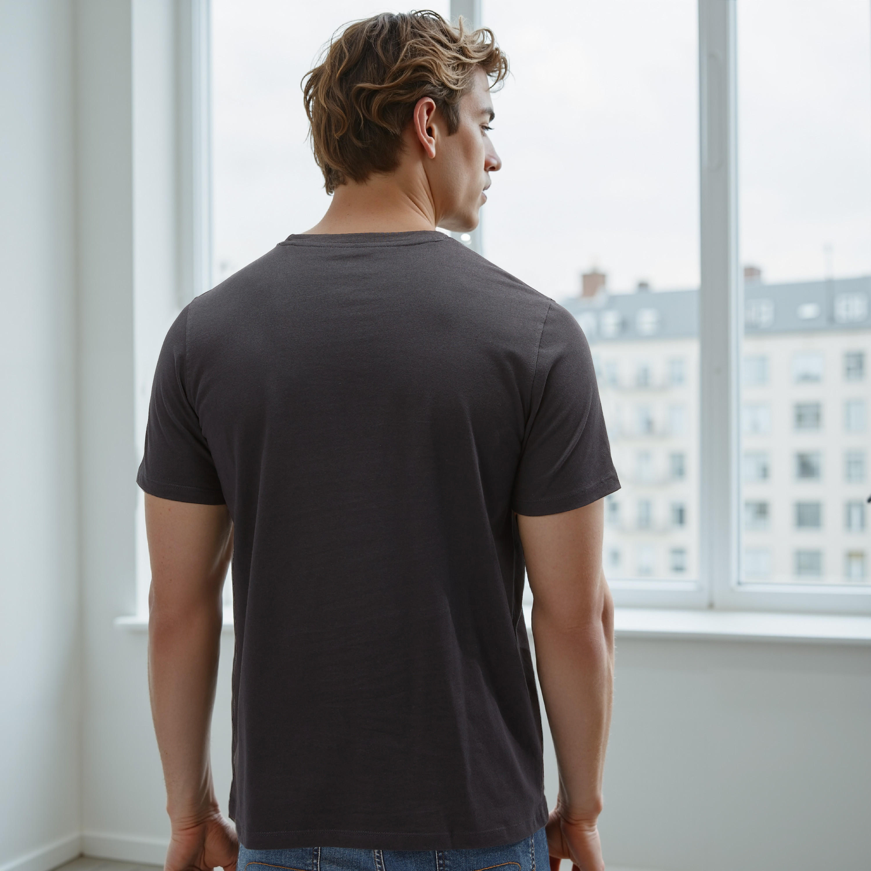 Plain Regular Fit Crew Neck T-shirt with Short Sleeves-men-clothing-tshirtsandpolos-tshirts-image-4
