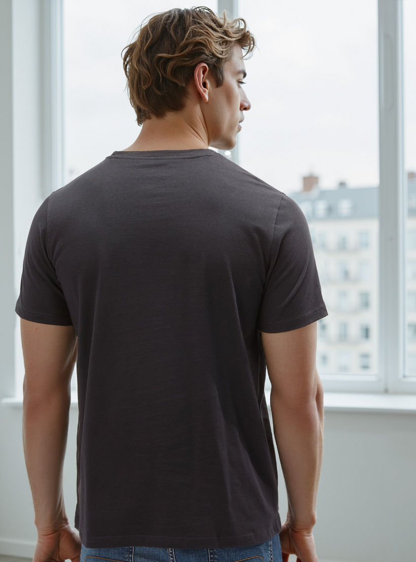 Plain Regular Fit Crew Neck T-shirt with Short Sleeves-men-clothing-tshirtsandpolos-tshirts-image-4