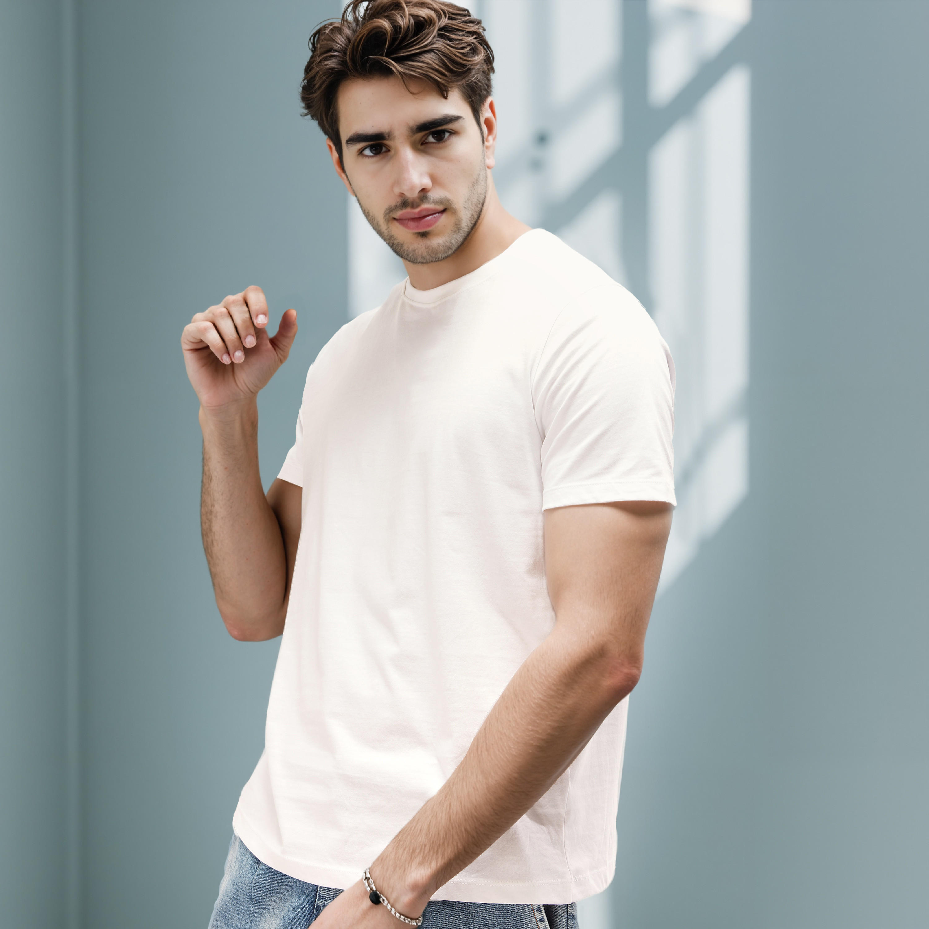 Plain Regular Fit Crew Neck T-shirt with Short Sleeves-men-clothing-tshirtsandpolos-tshirts-image-1