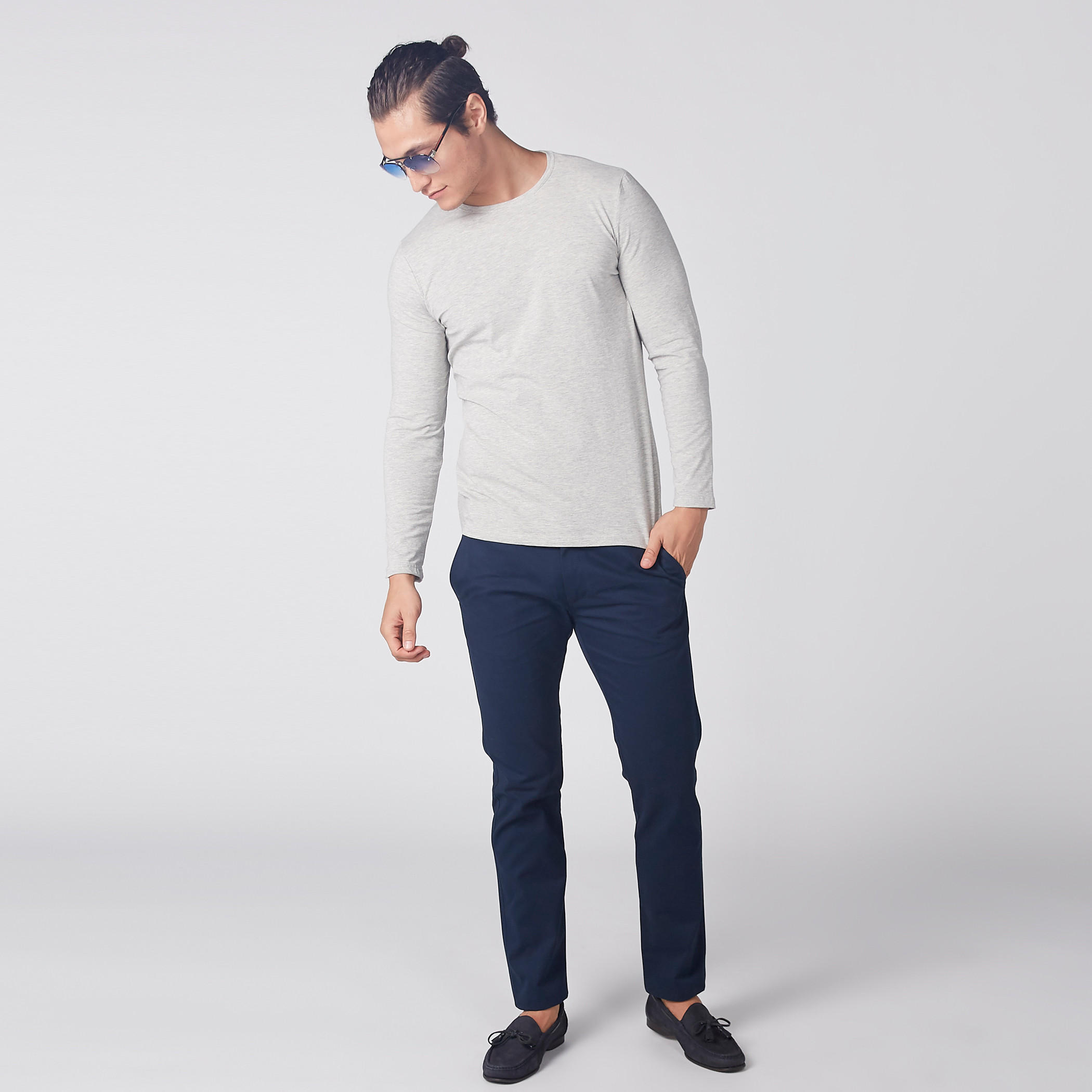 تيشيرت بياقة مستديرة وأكمام طويلة-men-clothing-tshirtsandpolos-tshirts-image-3