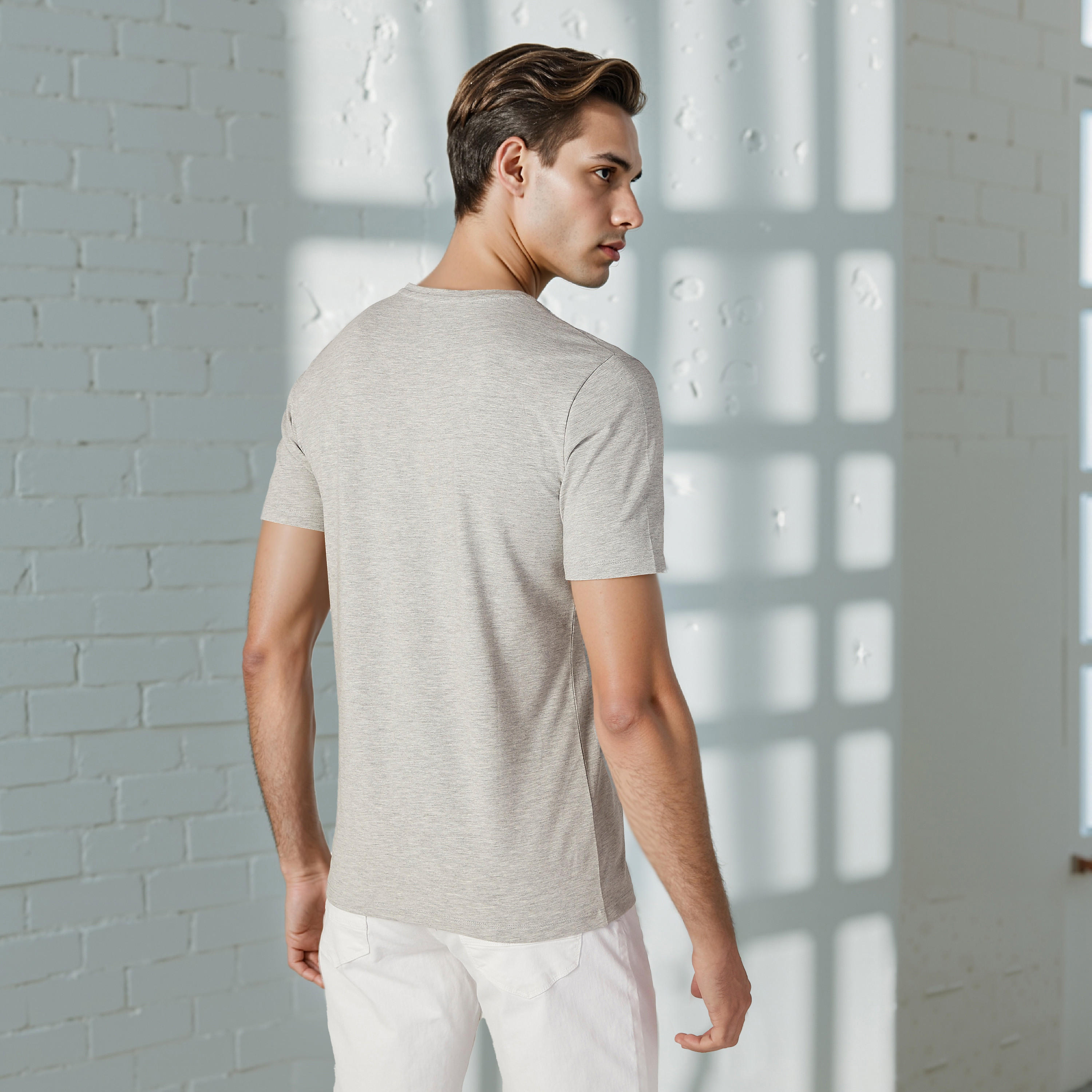Plain Slim Fit Round Neck T-shirt with Short Sleeves-men-clothing-tshirtsandpolos-tshirts-image-3