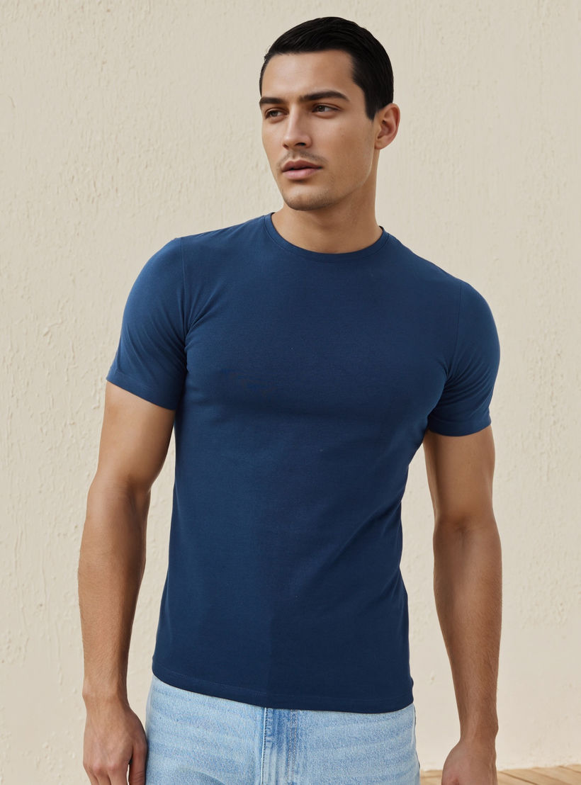 تيشيرت سادة بقصّة سليم وياقة مستديرة وأكمام طويلة-men-clothing-tshirtsandpolos-tshirts-image-1