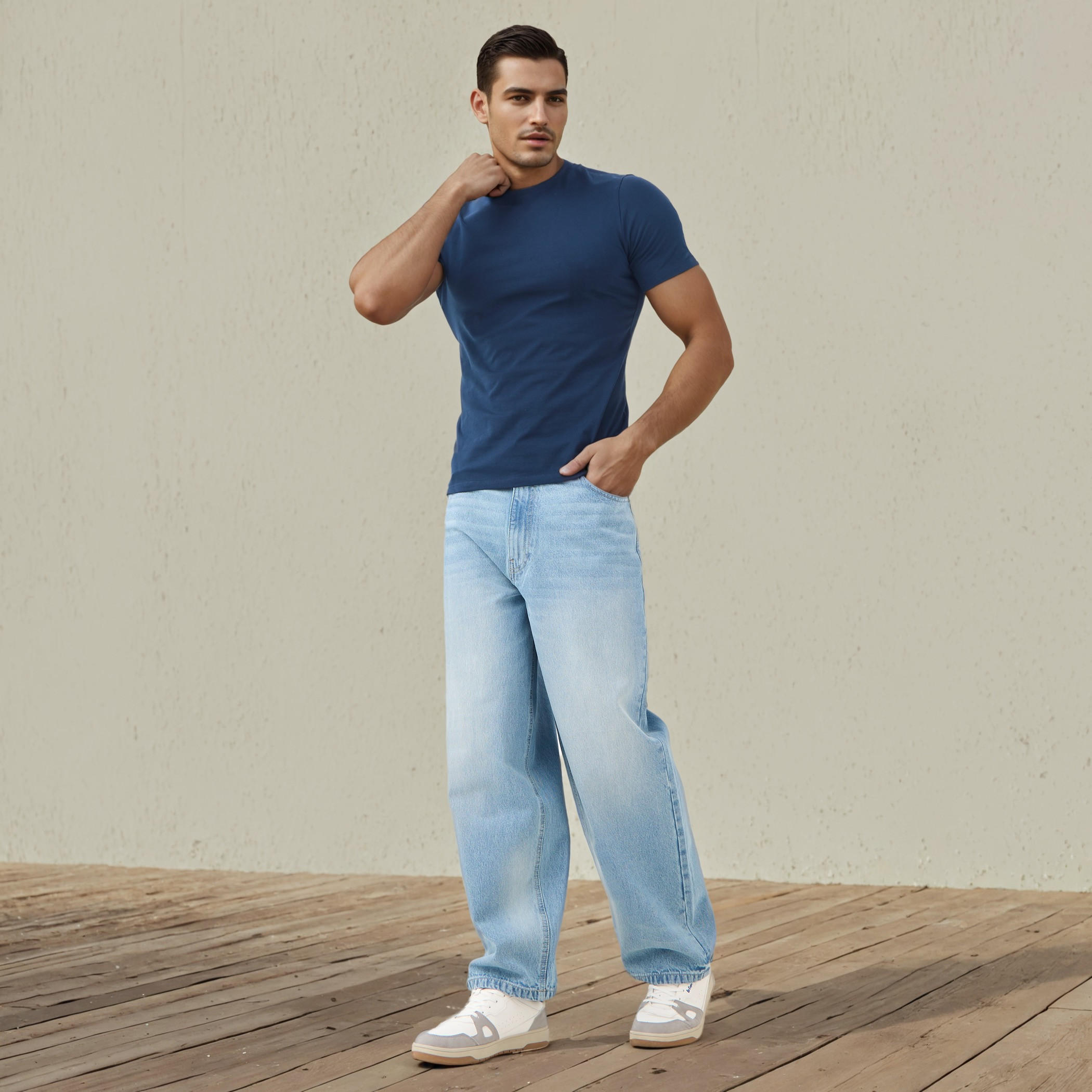 تيشيرت سادة بقصّة سليم وياقة مستديرة وأكمام طويلة-men-clothing-tshirtsandpolos-tshirts-image-4
