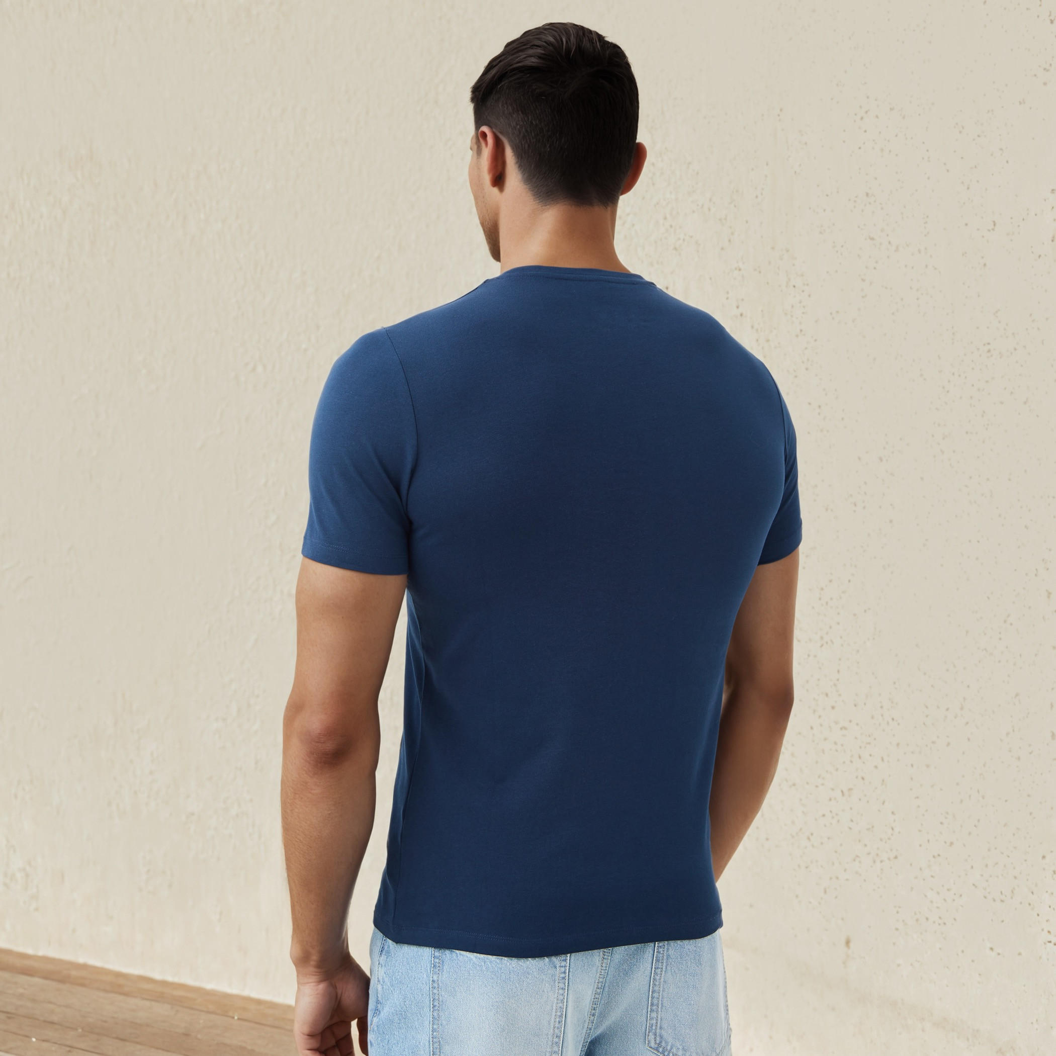 Plain Slim Fit Round Neck T-shirt with Short Sleeves-men-clothing-tshirtsandpolos-tshirts-image-3