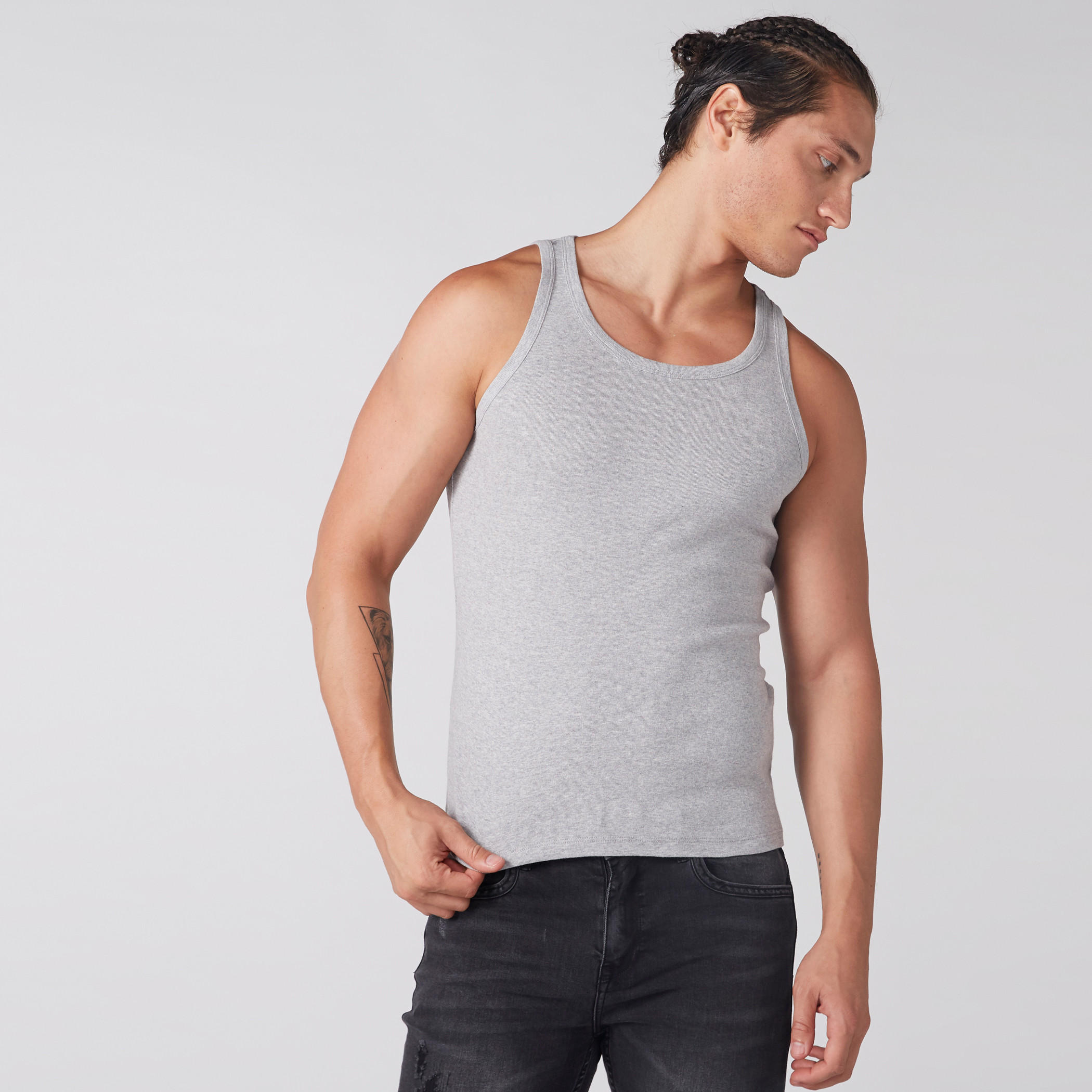 فيست دون أكمام بياقة عميقة-men-clothing-tshirtsandpolos-vests-image-1