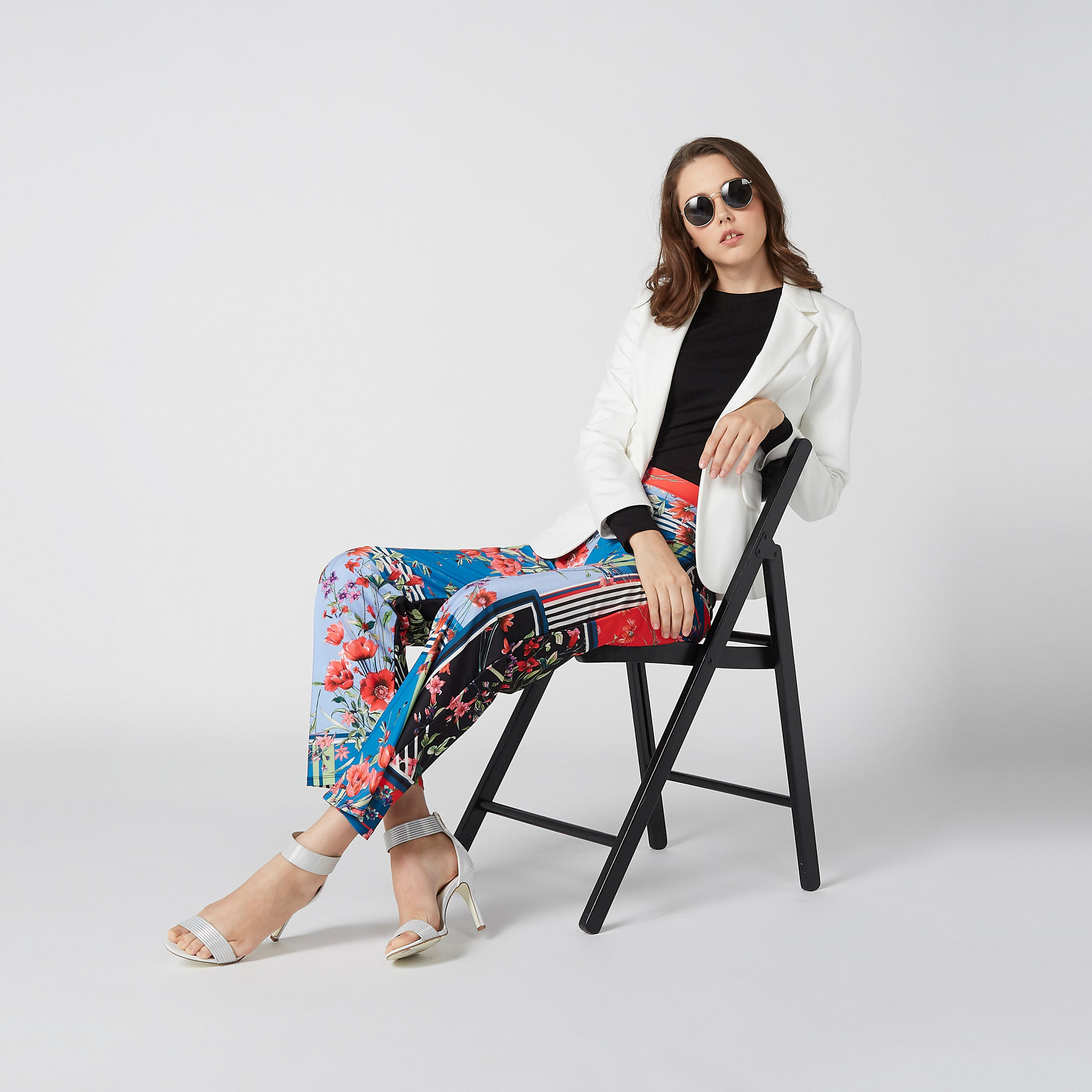 تيشيرت سادة بياقة ضيّقة وأكمام قصيرة-women-clothing-tshirts-image-11